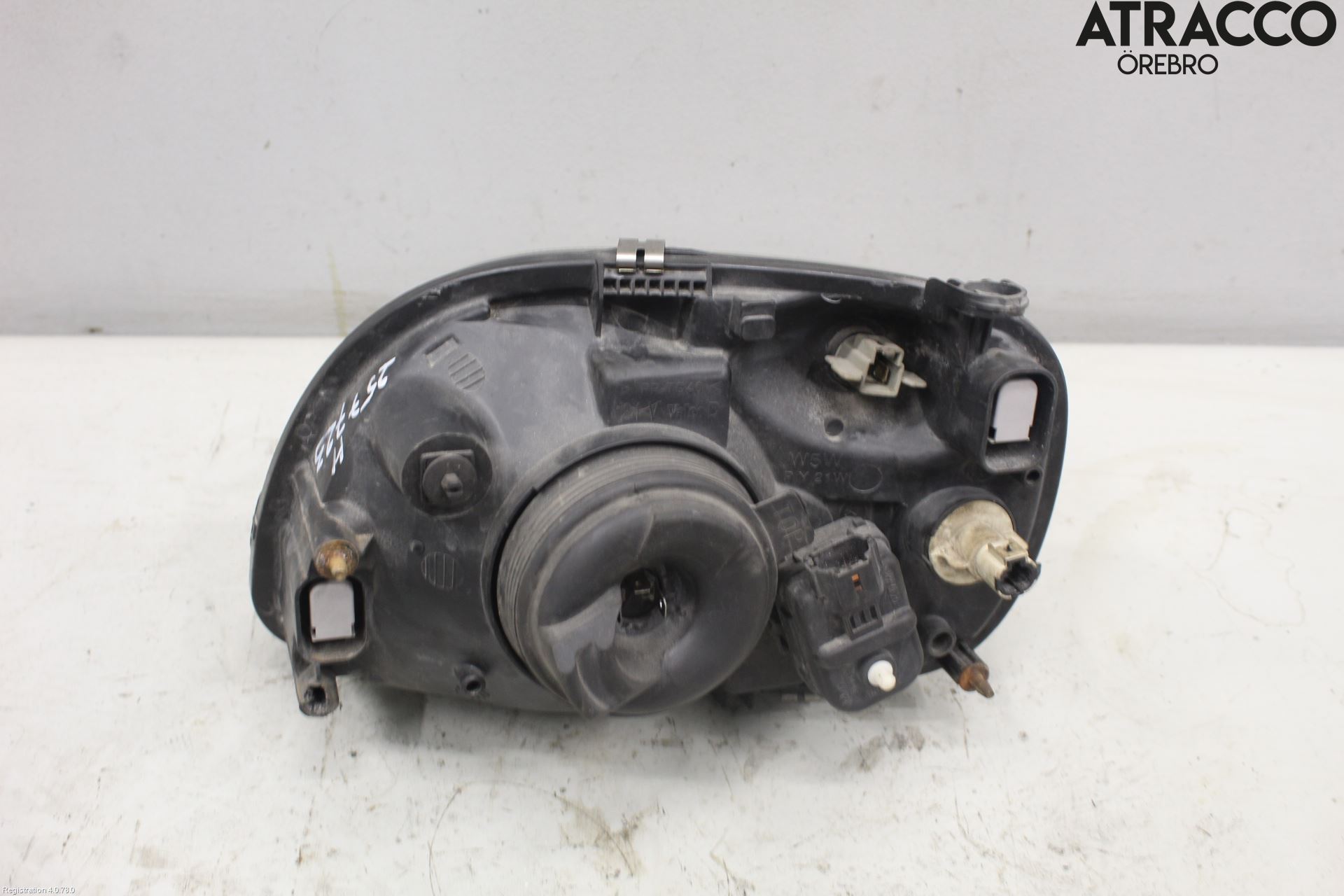 Nissan MICRA 99-02 Frontlykt Høyre