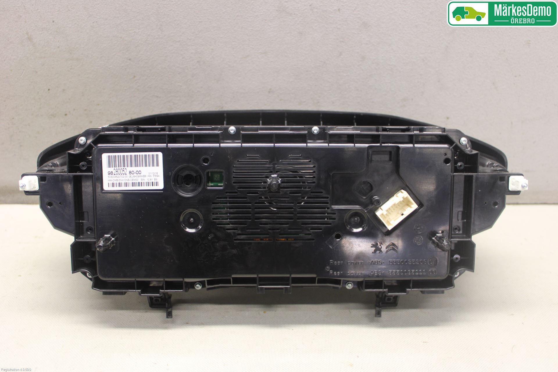 Peugeot 3008 17-24 Instr Kombinert