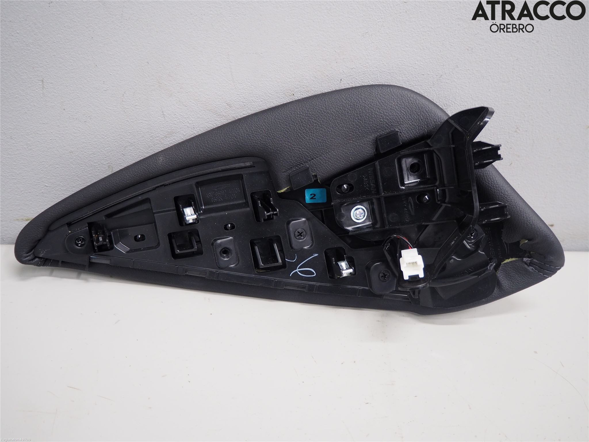 Nissan QASHQAI 17-21 Instrumentkonsoll Gulv