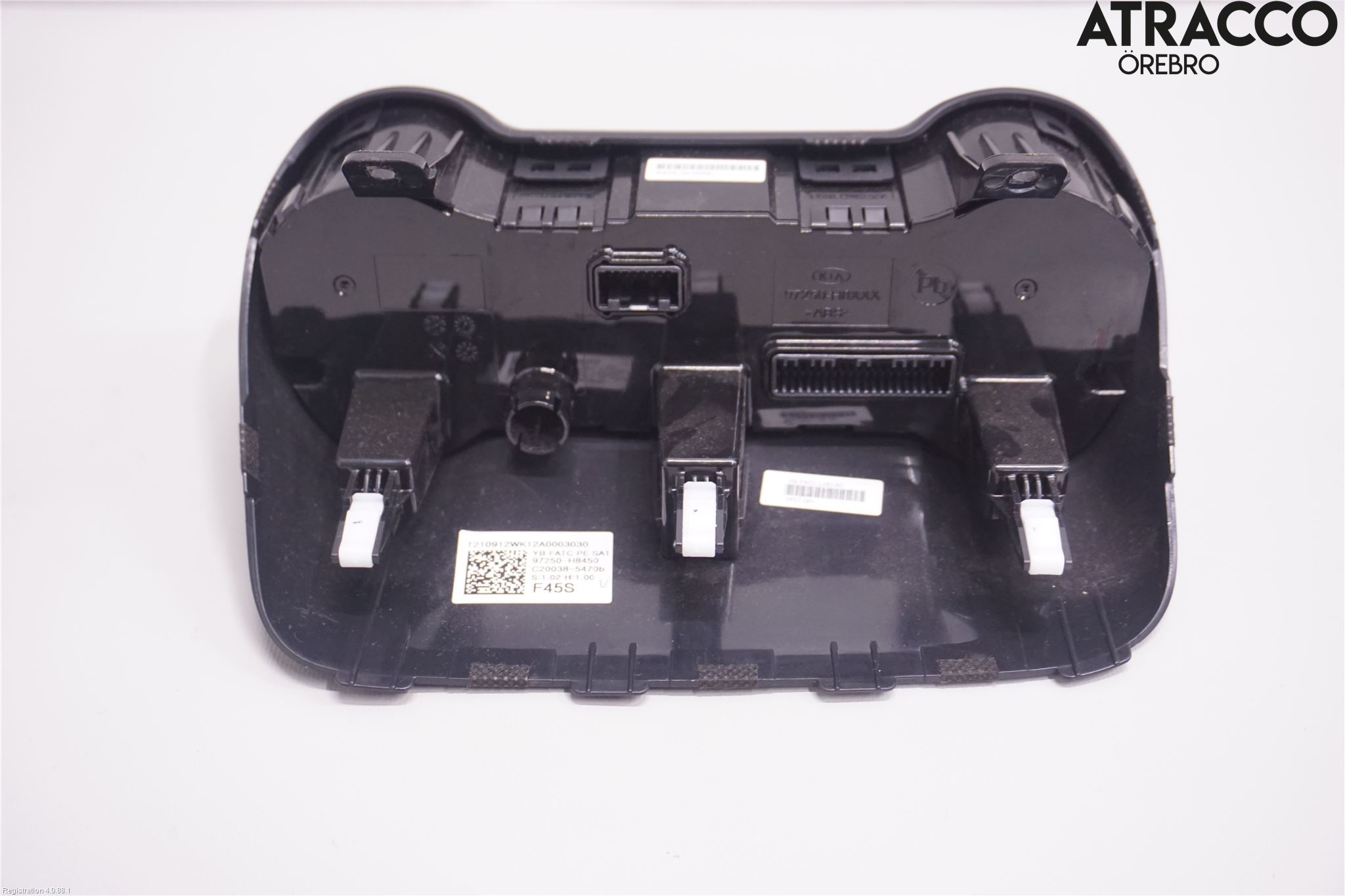 Kia STONIC 18->> Varme Ac Betjening-Display