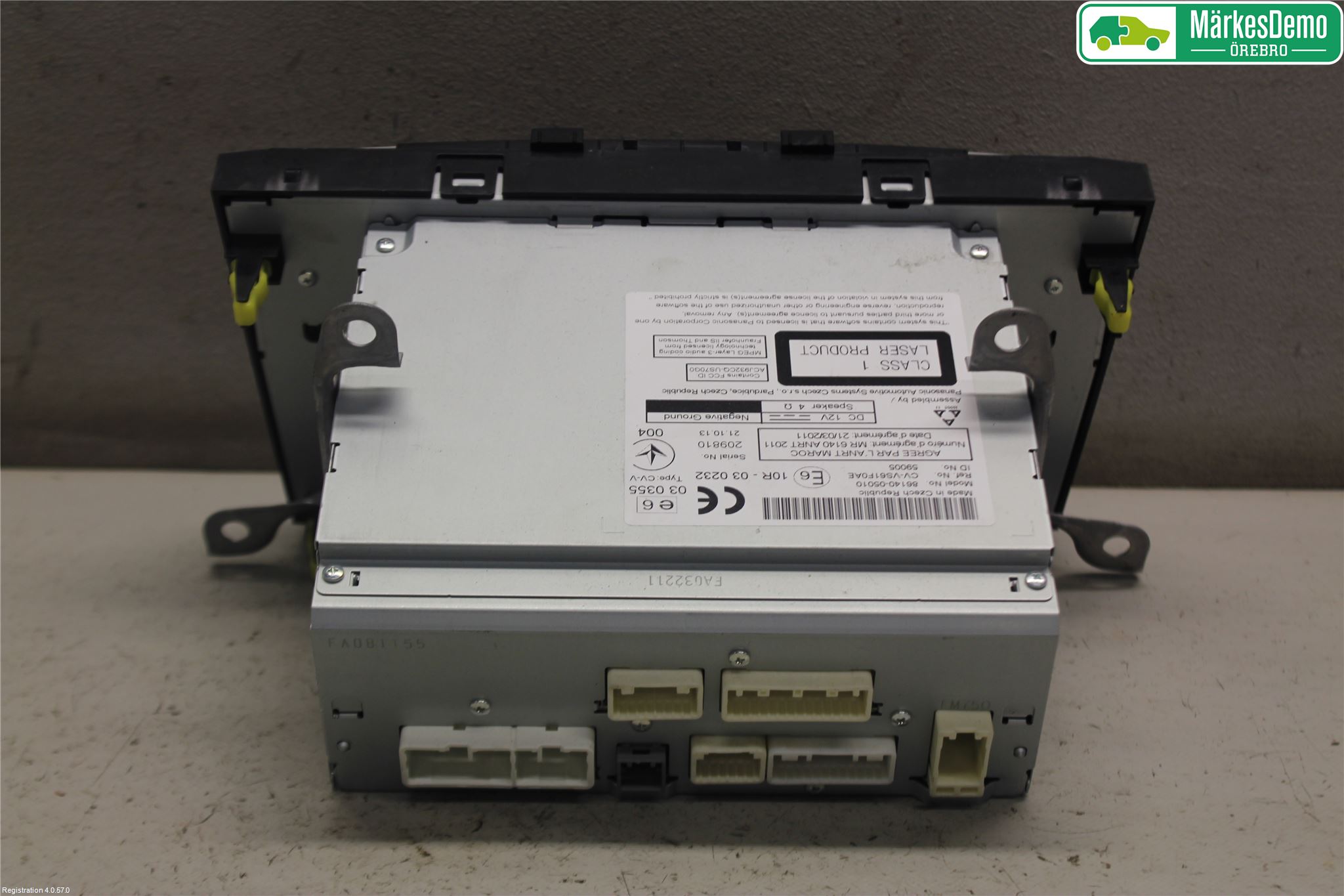 Toyota AVENSIS 09-15 Stereo Radio Med Cd