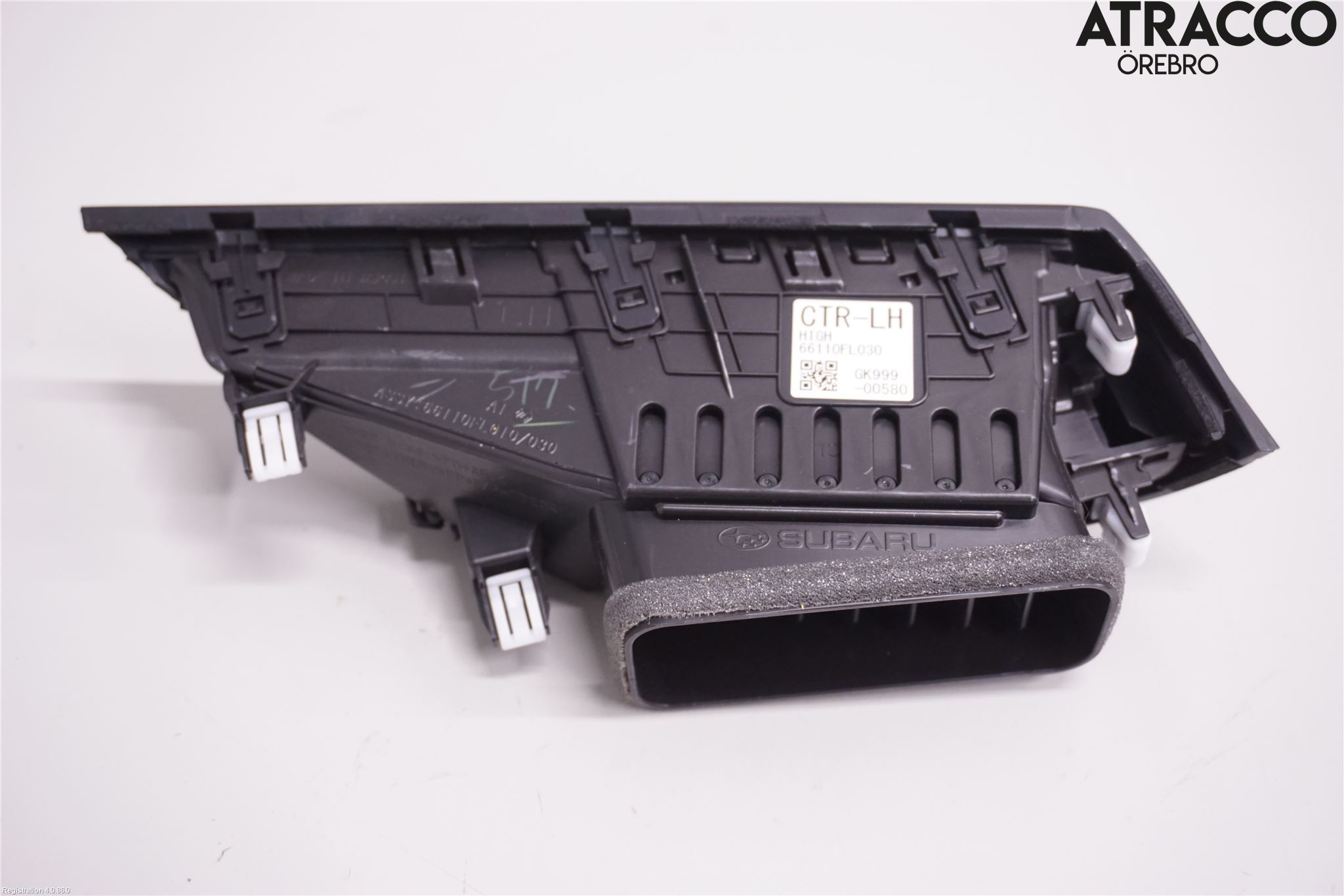 Subaru IMPREZA V 18- Dashbord Kanal - Dyse