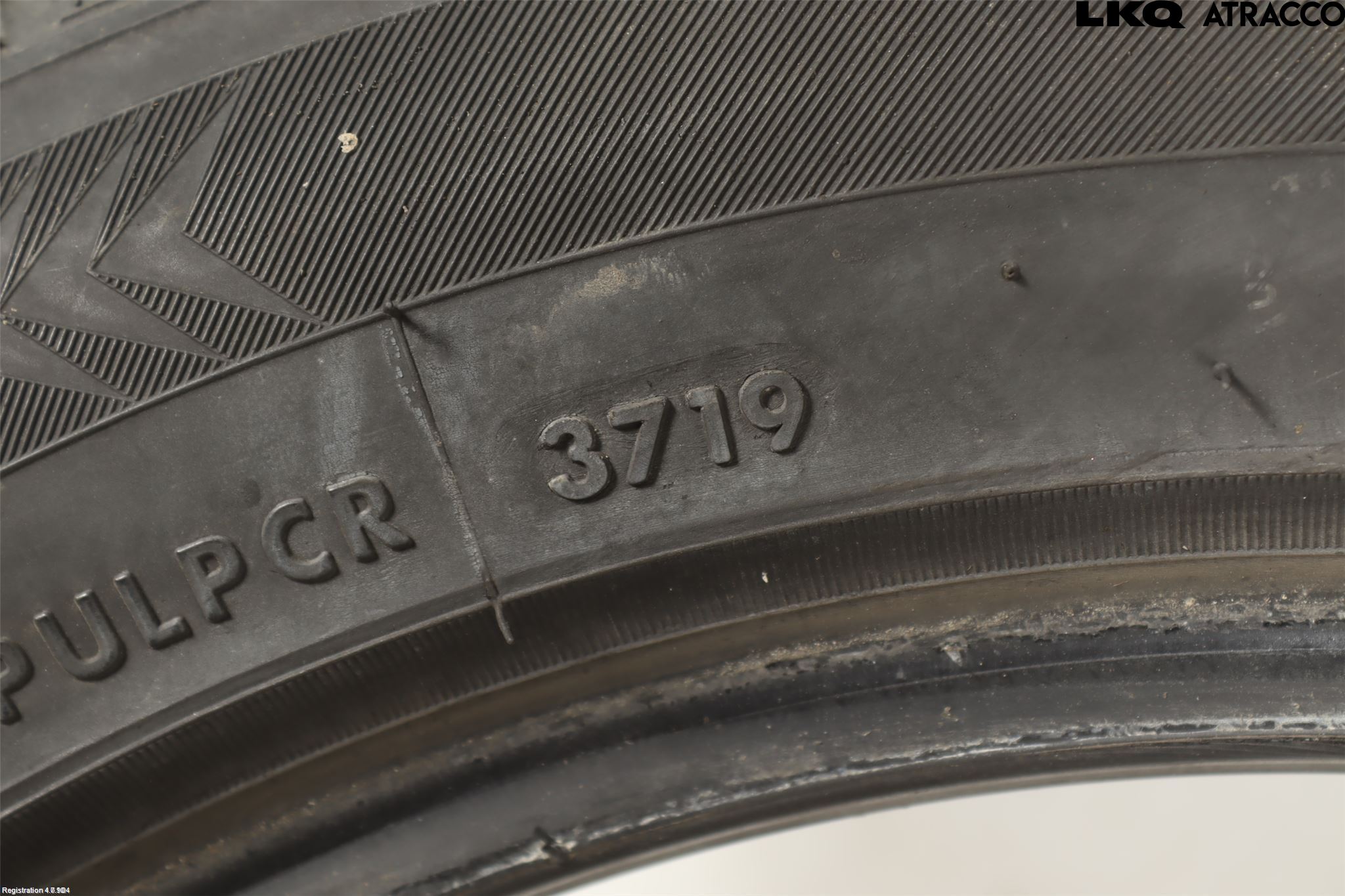 VINTERDÄCK DUBBAT Dekk 225/55-18