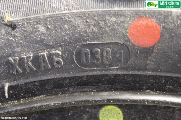 Nissan PRIMERA   97-99 Dekk Sommer På Felg