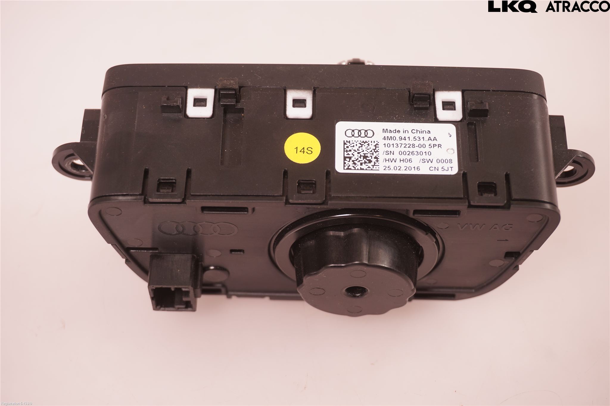 Audi A4/S4 B9 16-19 Bryter Hovedlys