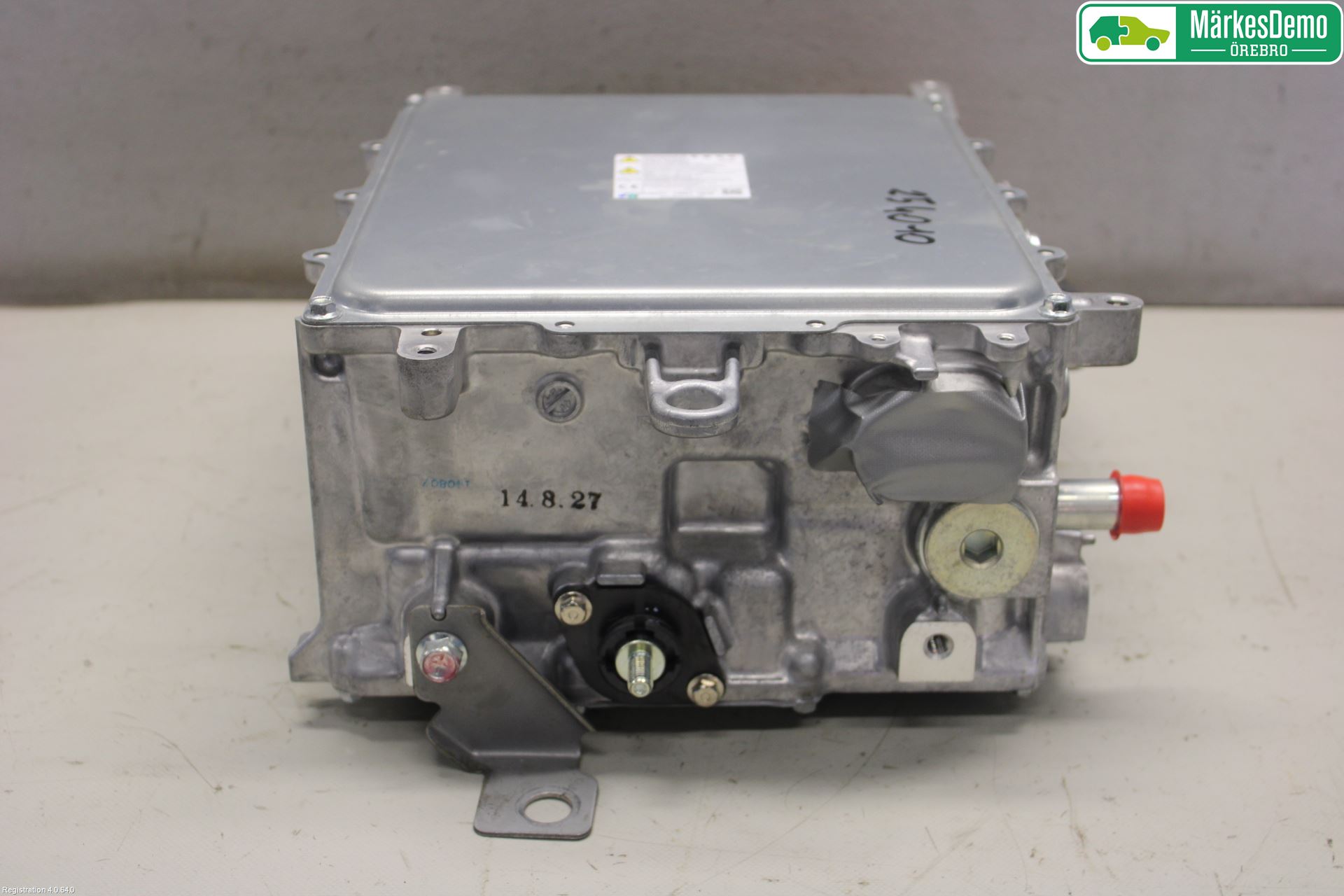 Mitsubishi OUTLANDER 13-21 Batterilader Hybrid