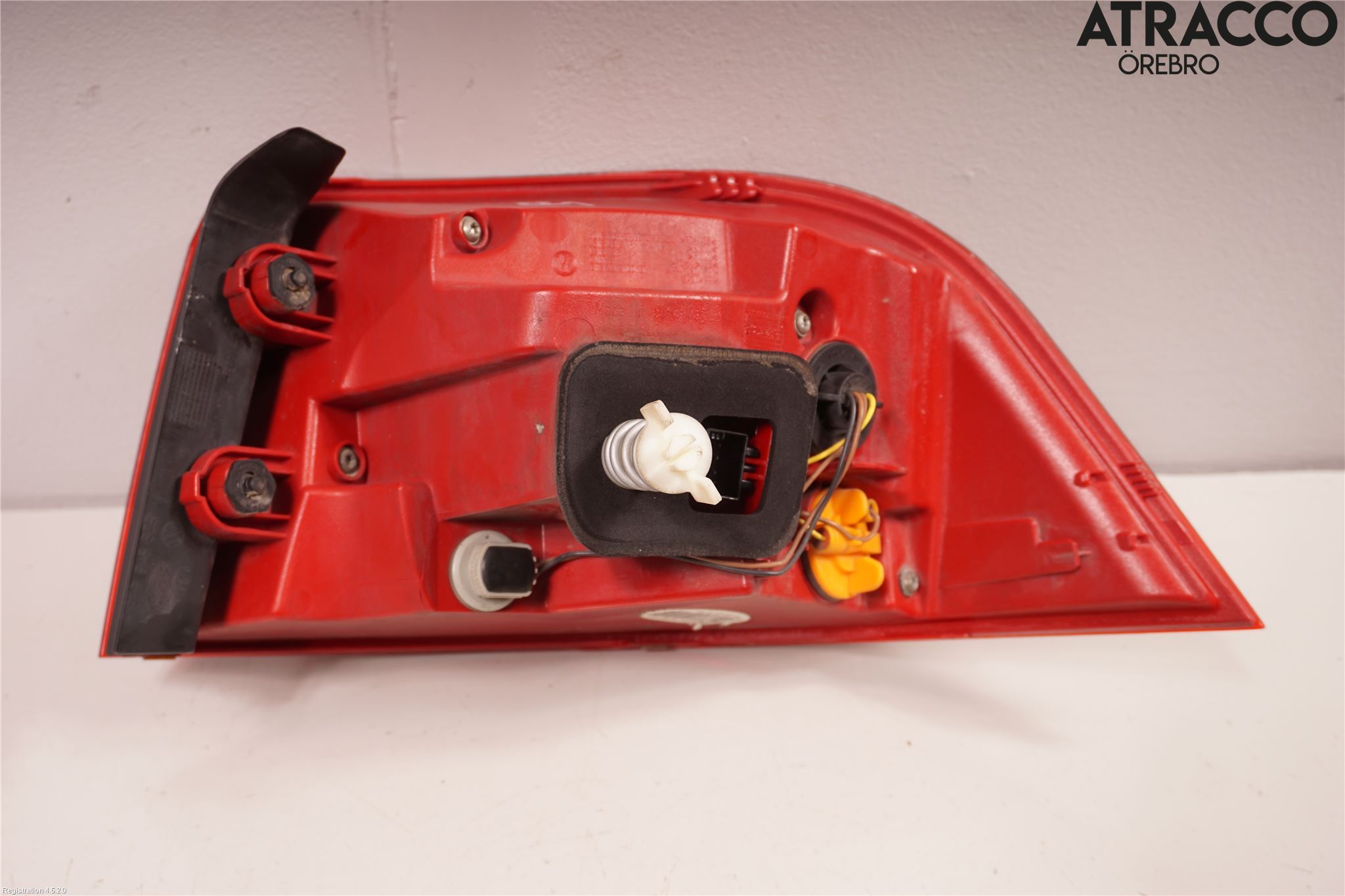 Volkswagen VW PASSAT 11-14 Baklykt Venstre