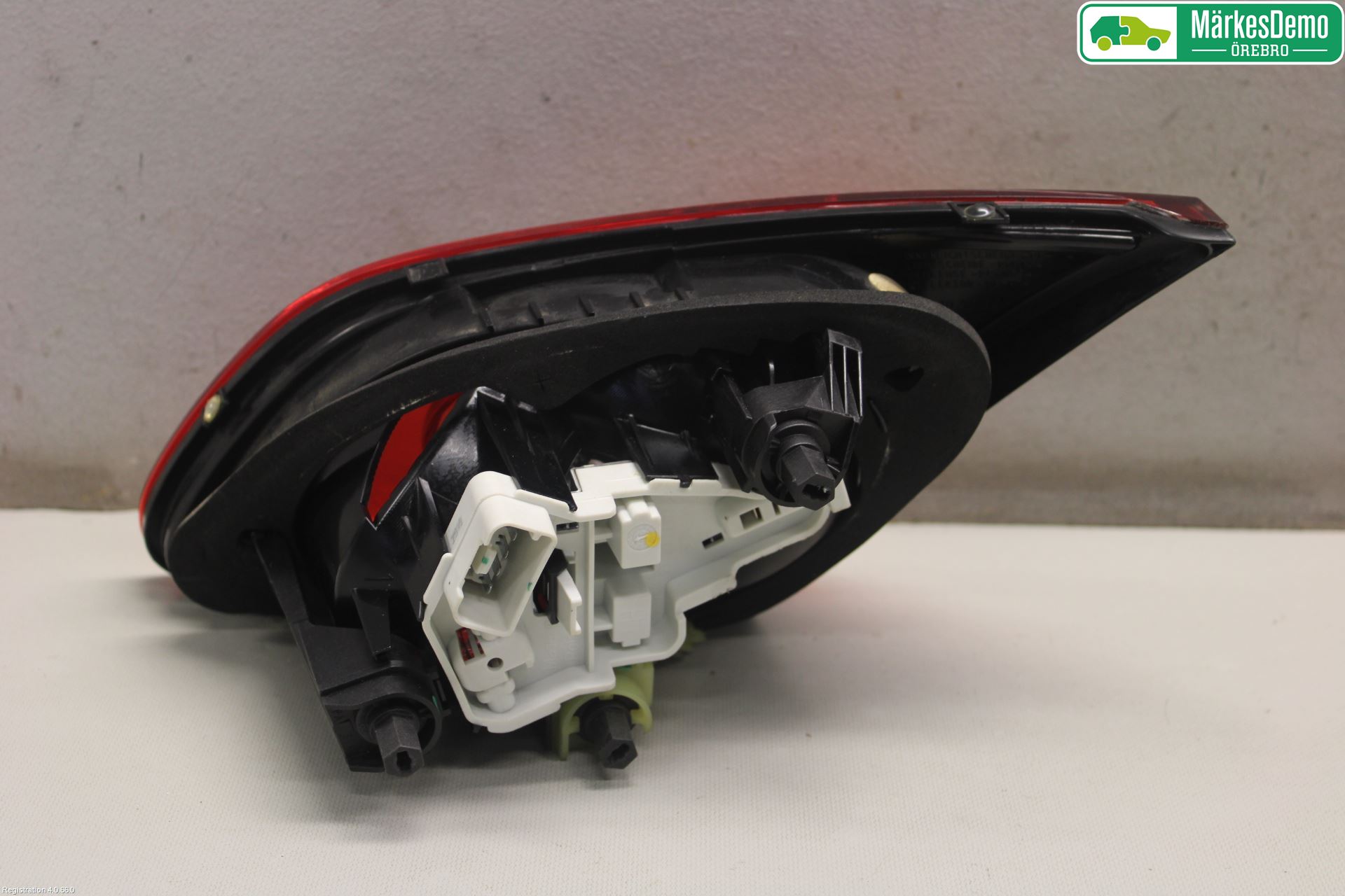Volkswagen VW PASSAT CC 08-16 Baklykt Venstre  På Luke(Indre