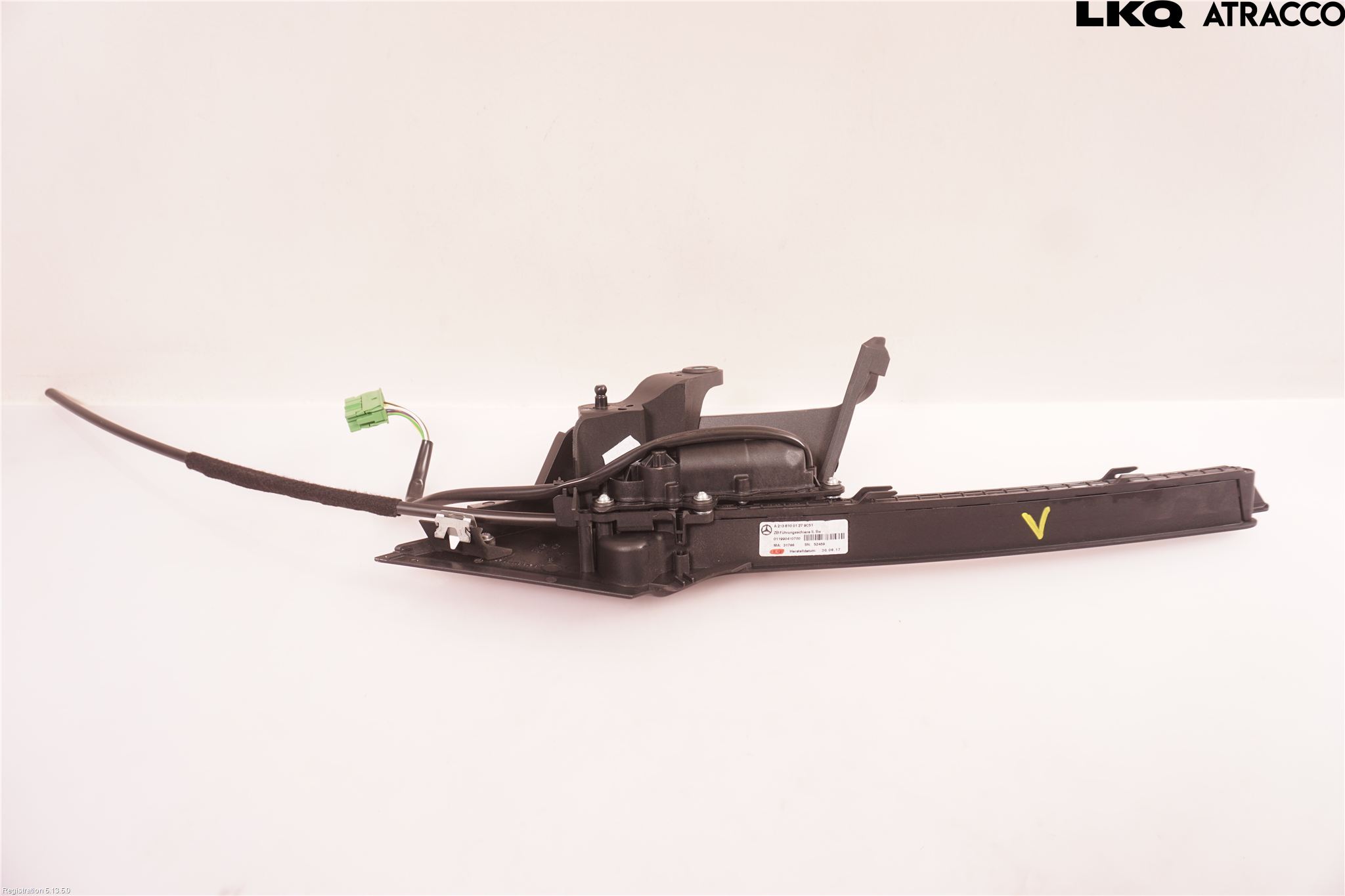 Mercedes-Benz MB E-KLASS (W213) 16-23 Innr Innsyn Beskytelse Stv