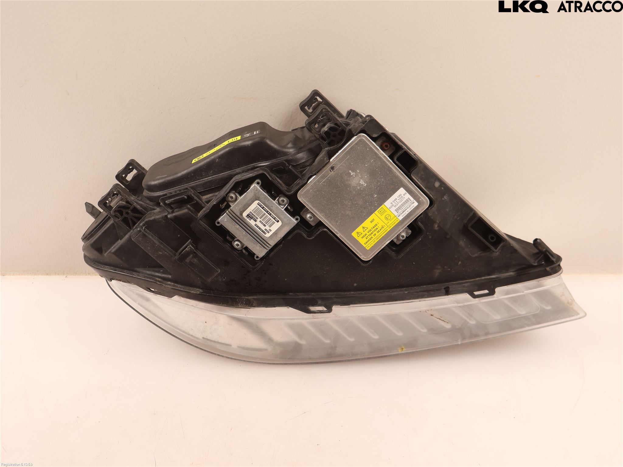 Volvo XC70 14-16 Frontlykt Venstre