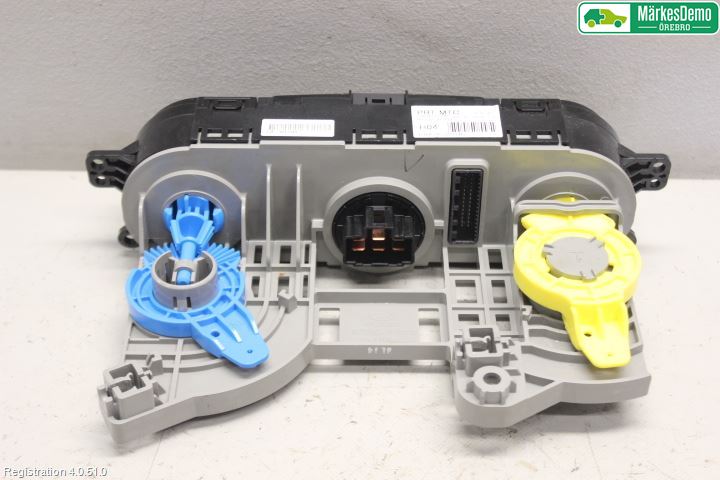 Hyundai i20 PB 09-14 Varme Ac Betjening-Display