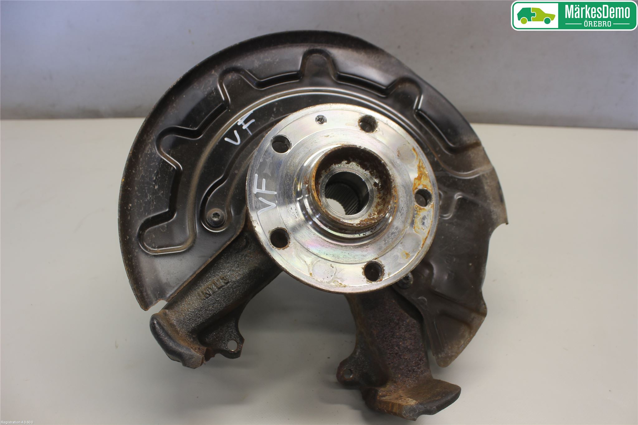 Volkswagen VW GOLF / E-GOLF VII 13-20 Spindel Vf