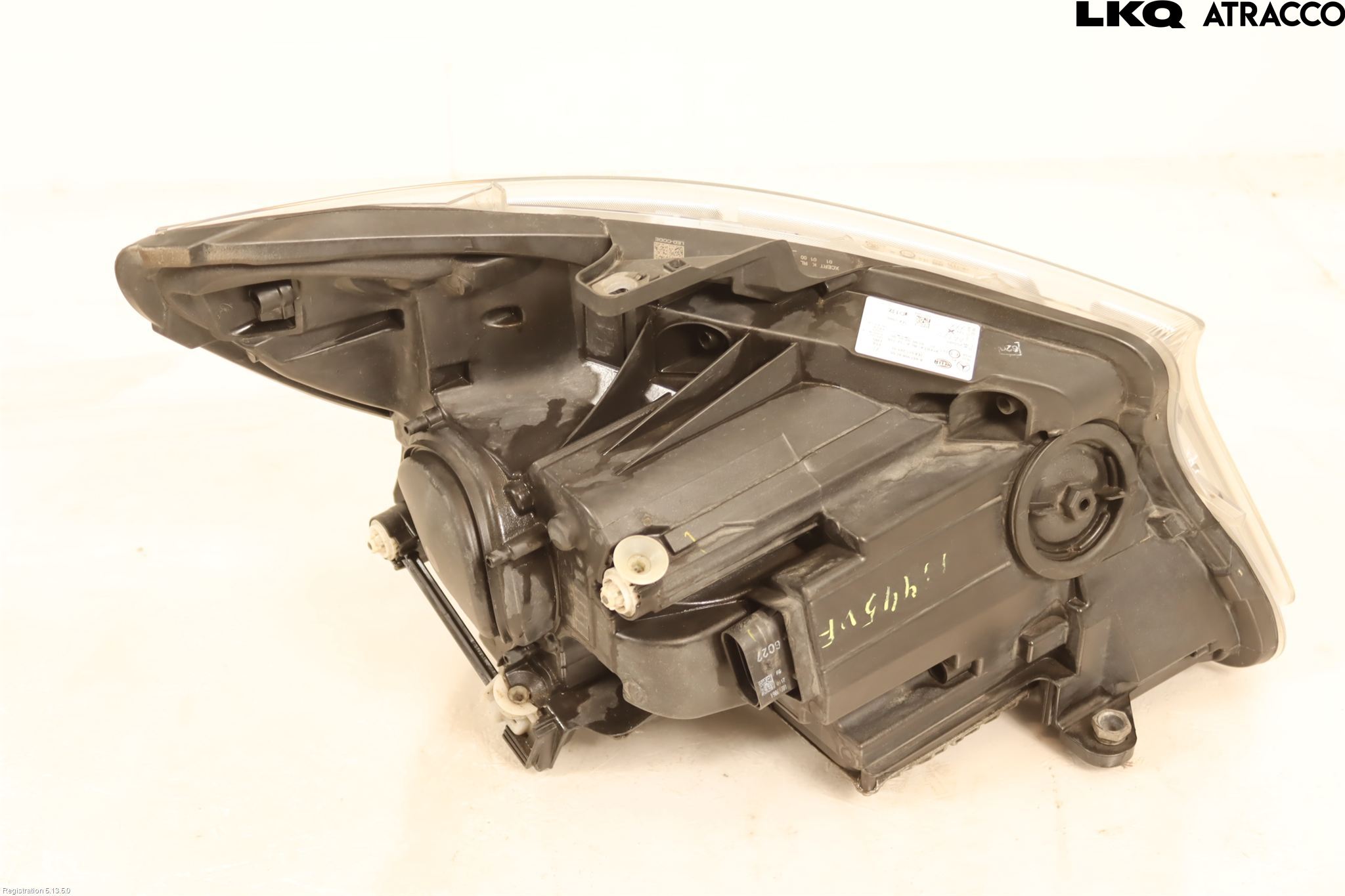 Mercedes-Benz MB VITO/V-KLASS (W640,W447,W448) 14- Frontlykt Venstre