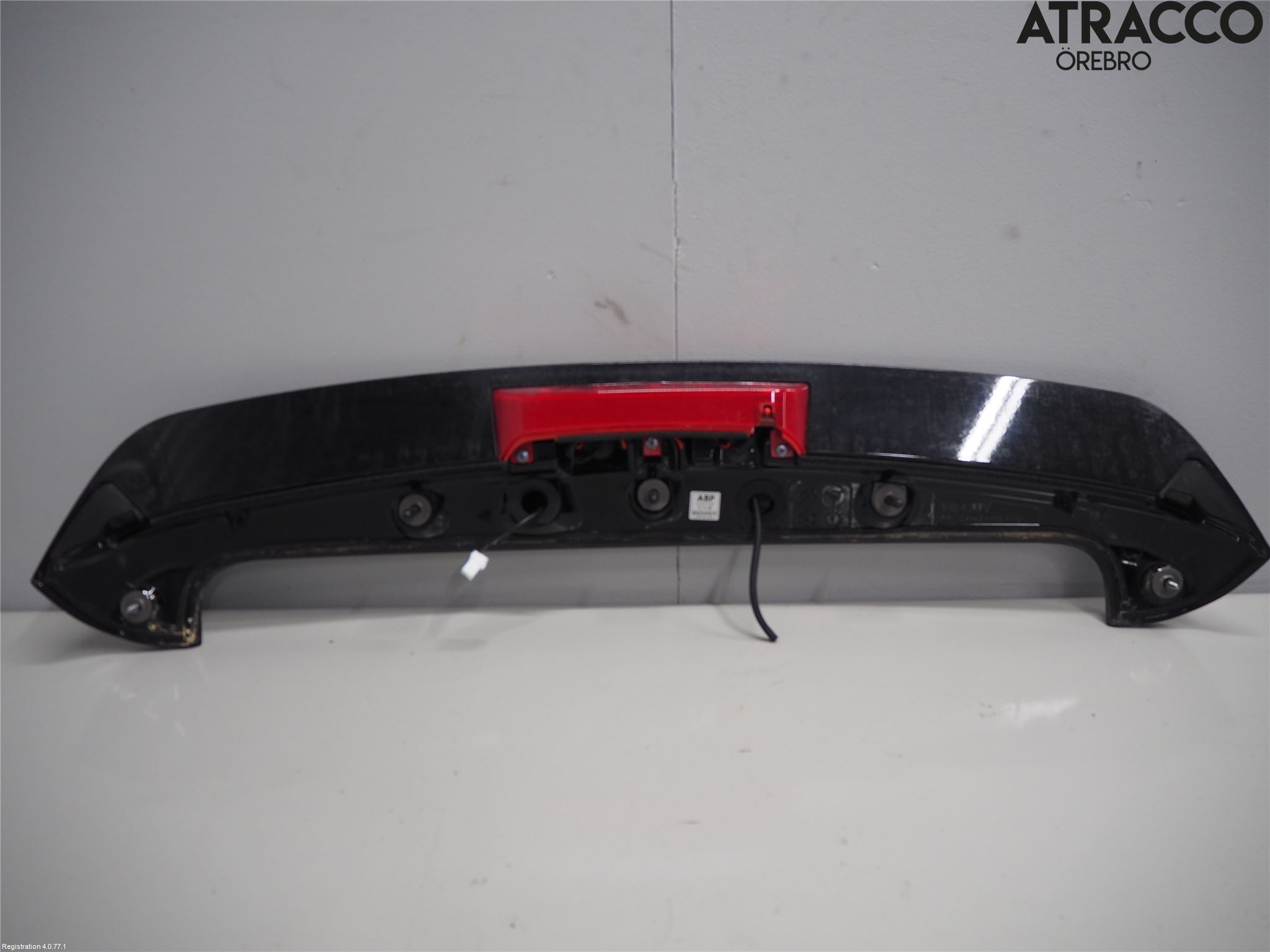 Kia STONIC 18->> Spoiler Bakluke