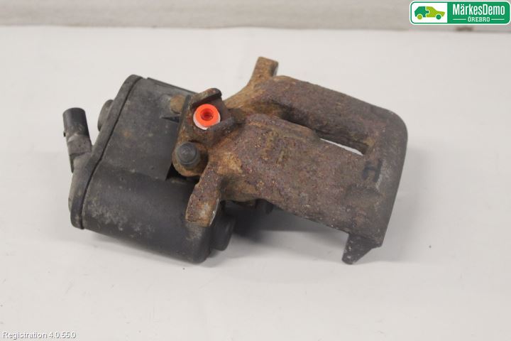 Volkswagen VW PASSAT 11-14 Bremsecaliper Bak Høyre