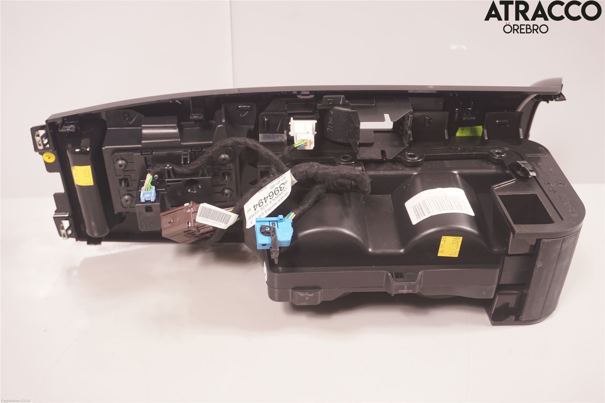 Citroen C4/E-C4 C4X/E-C4X III 21- Instrumentkonsoll Gulv