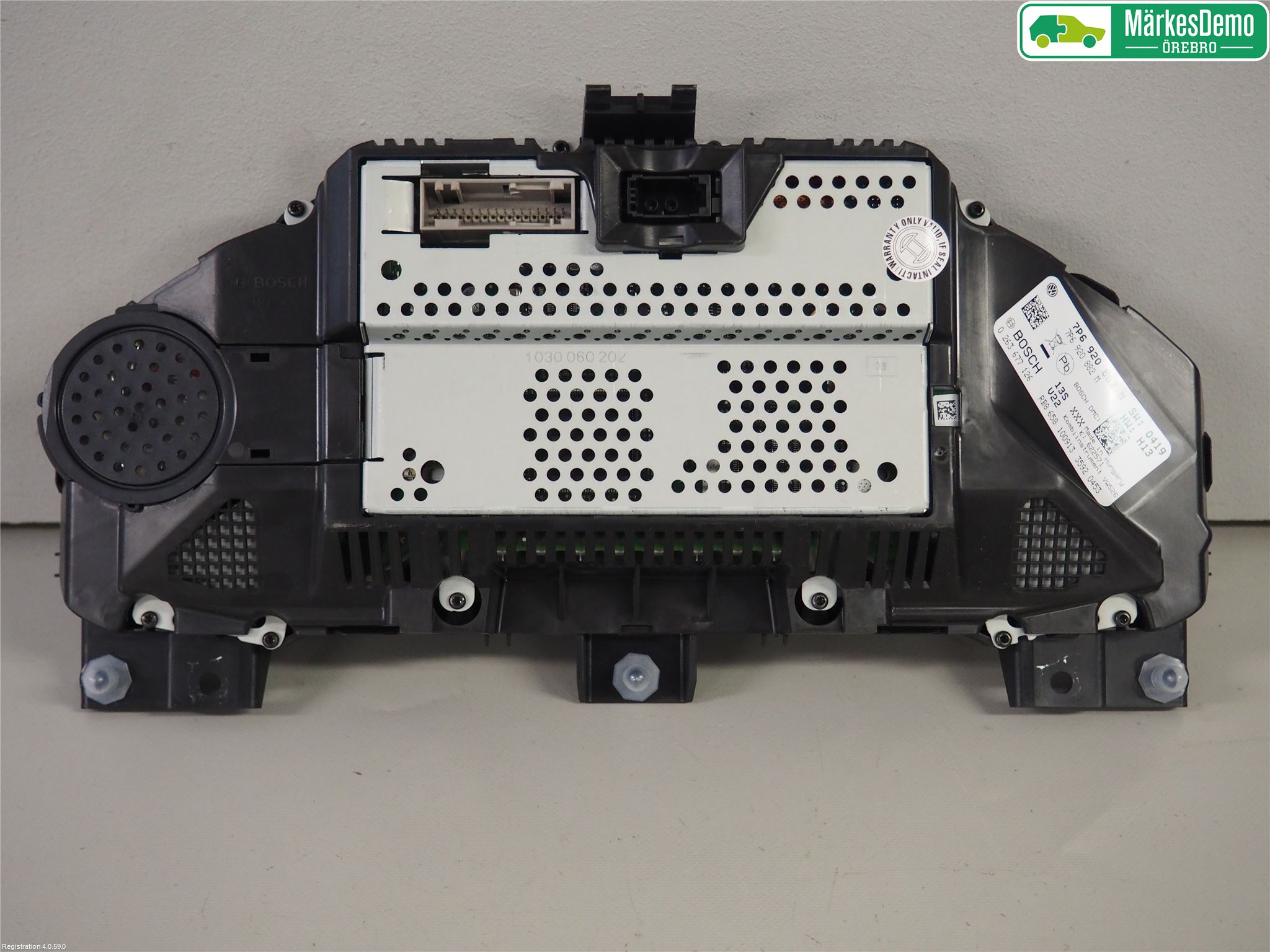 Volkswagen VW TOUAREG 7P 11-18 Instr Kombinert