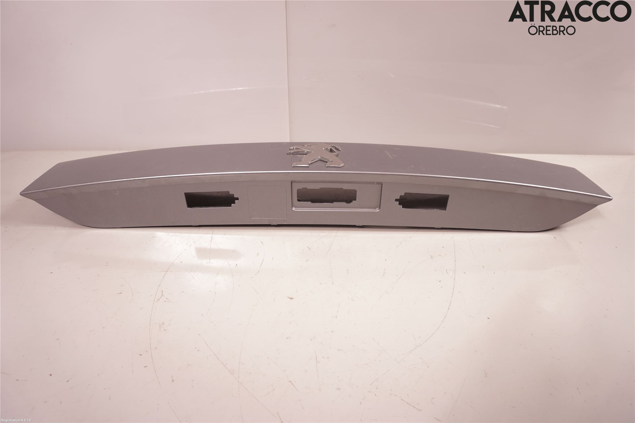Peugeot 2008/E-2008 20- List Bak-Bakluke