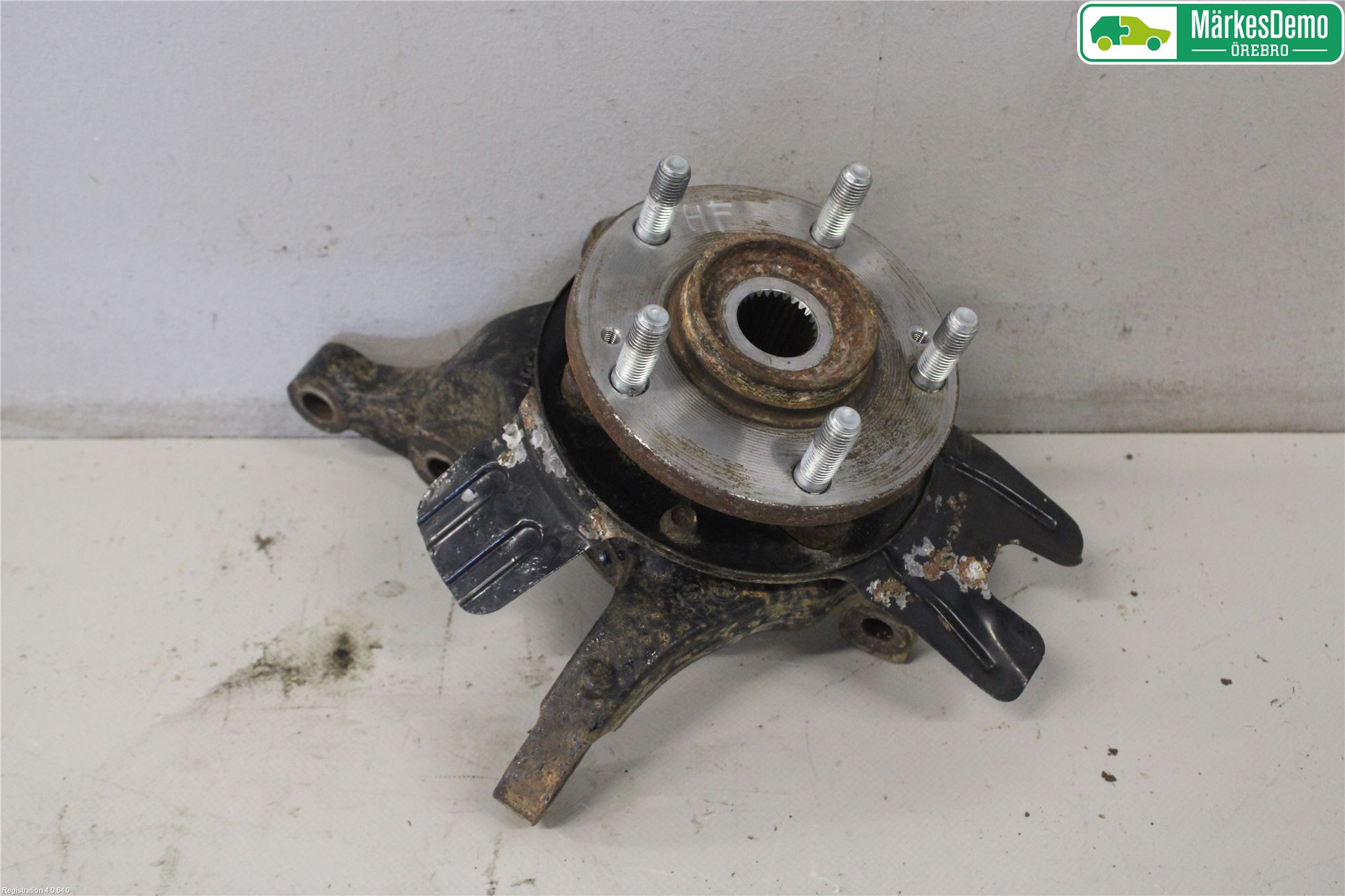 Kia CARENS III 13-19 Spindel Hf