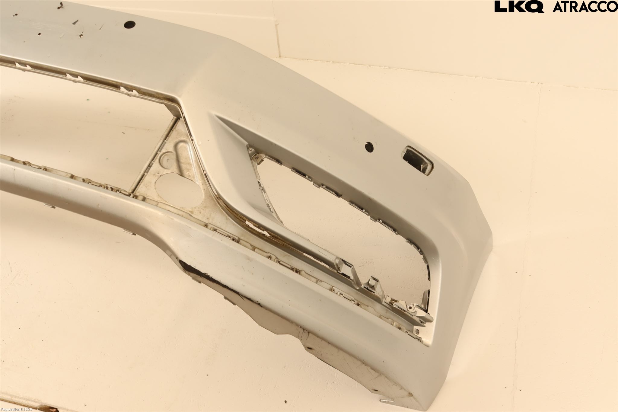 Volkswagen VW PASSAT 11-14 Støtfanger Foran Plastdeksel