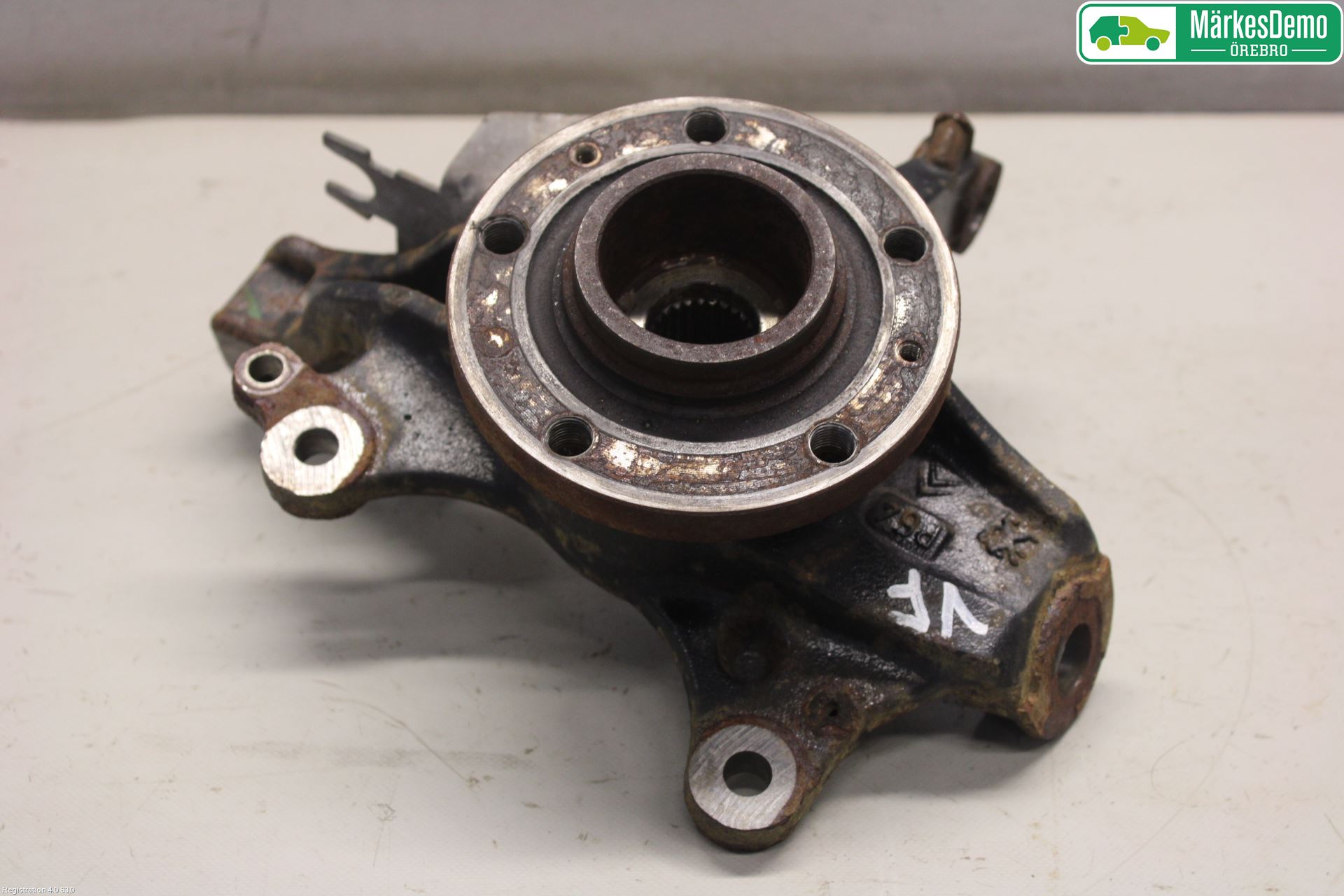 Peugeot 308 14-21 Spindel Vf
