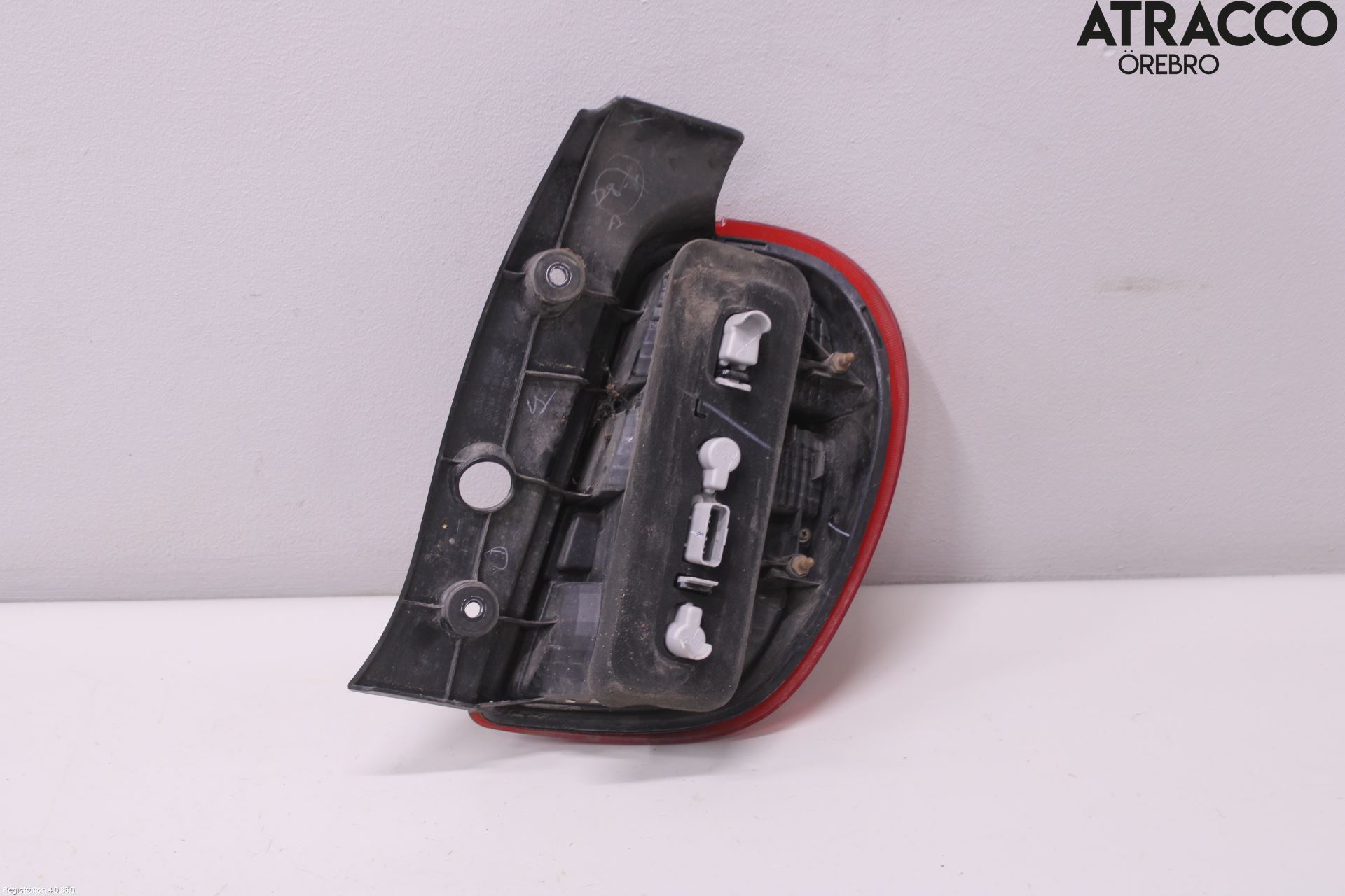 Nissan MICRA 11-16 Baklykt Venstre