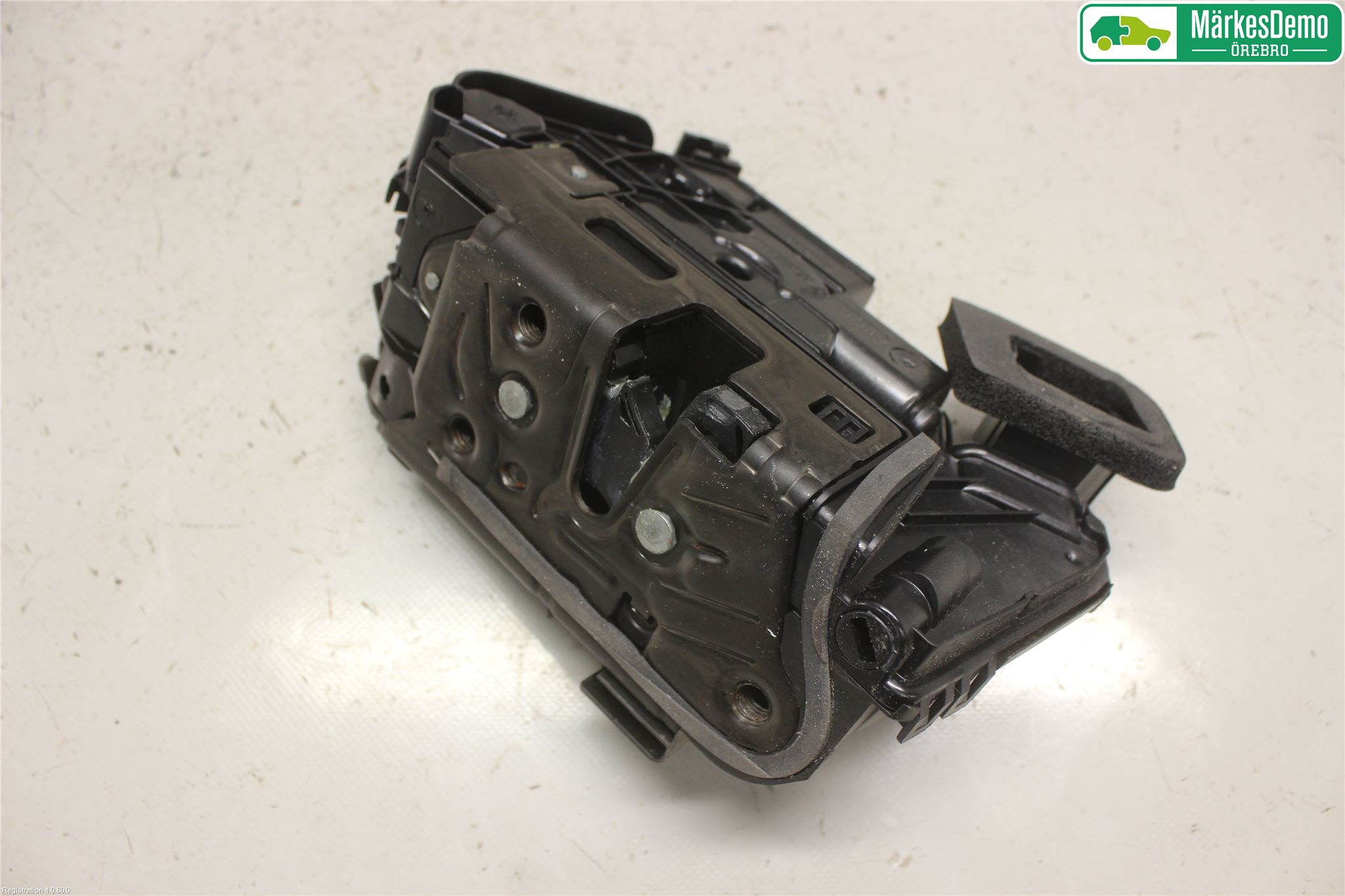 Volkswagen VW GOLF / E-GOLF VII 13-20 Dørlås - Låsekasse