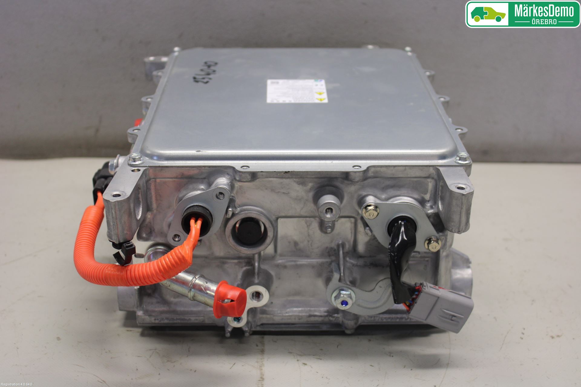 Mitsubishi OUTLANDER 13-21 Batterilader Hybrid