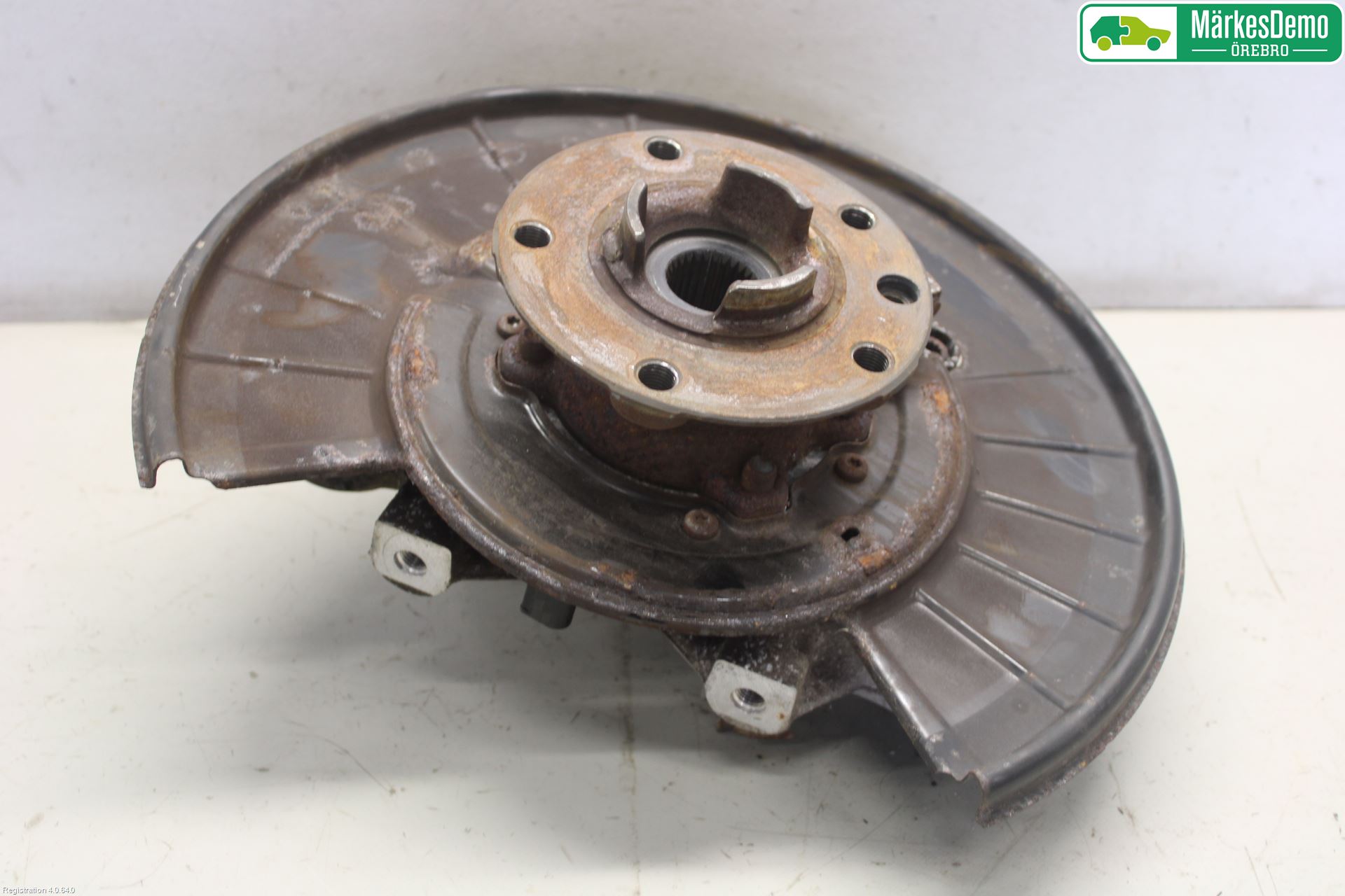 Volkswagen VW TOUAREG 7P 11-18 Spindel Hb
