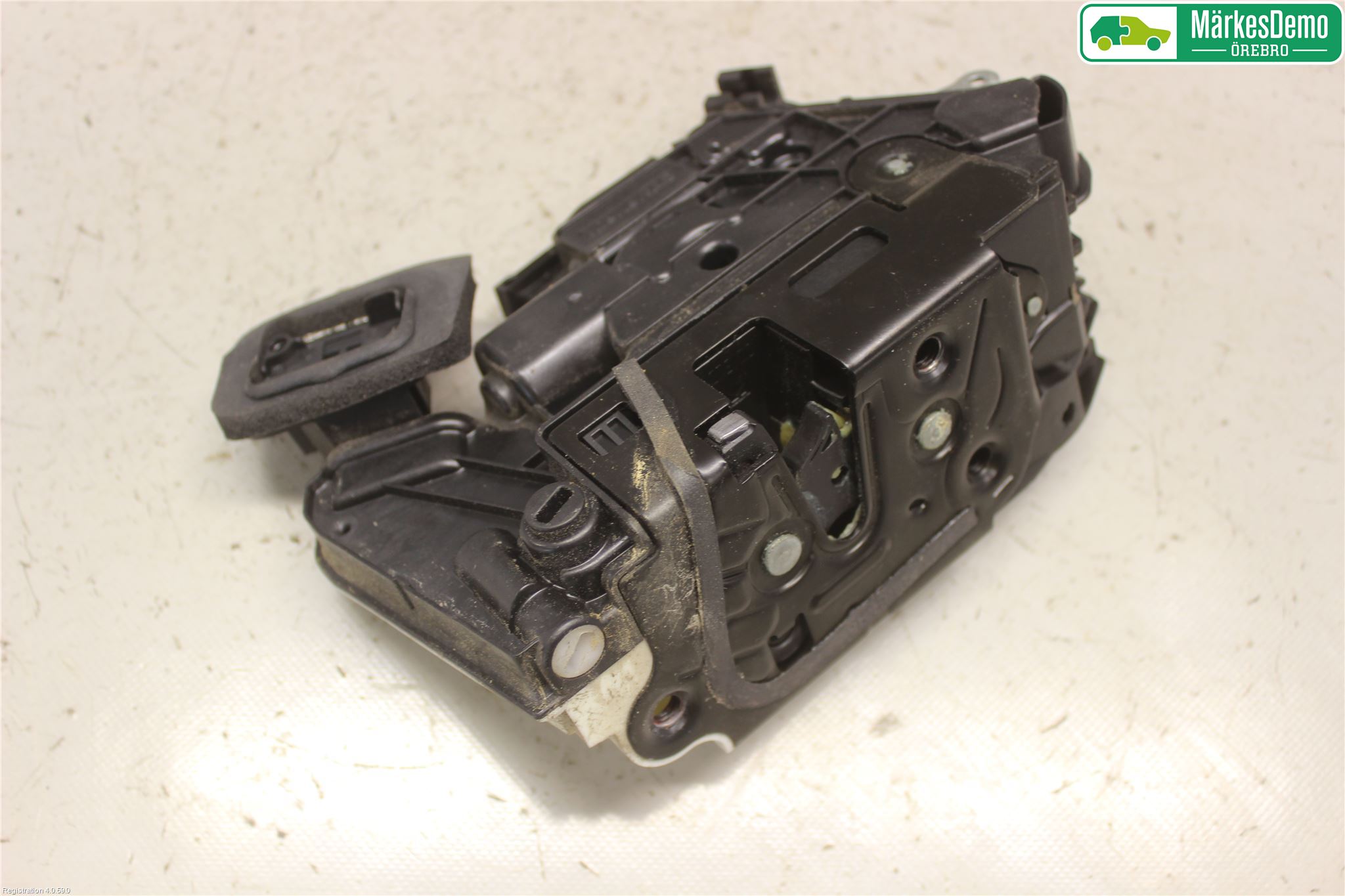 Volkswagen VW POLO 10-17 Dørlås - Låsekasse