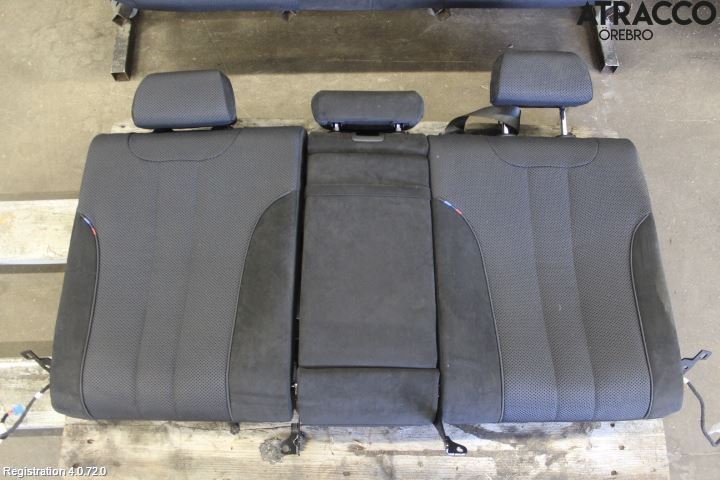 BMW 5 G30/G31/F90 17-23 Innr Sete Baksete Kompl