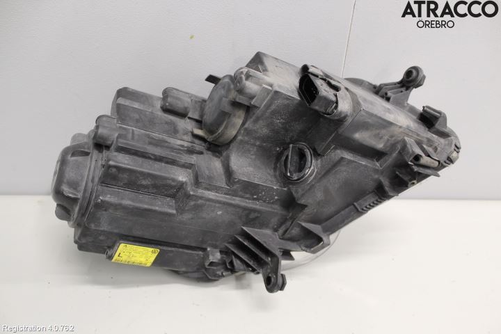 Volkswagen VW TOURAN 03-10 Frontlykt Venstre