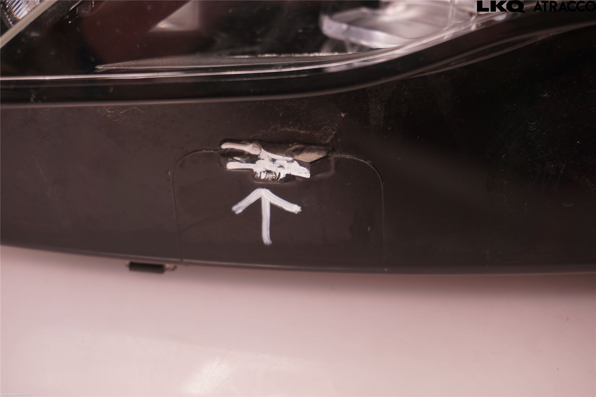Peugeot 308 14-21 Frontlykt Venstre