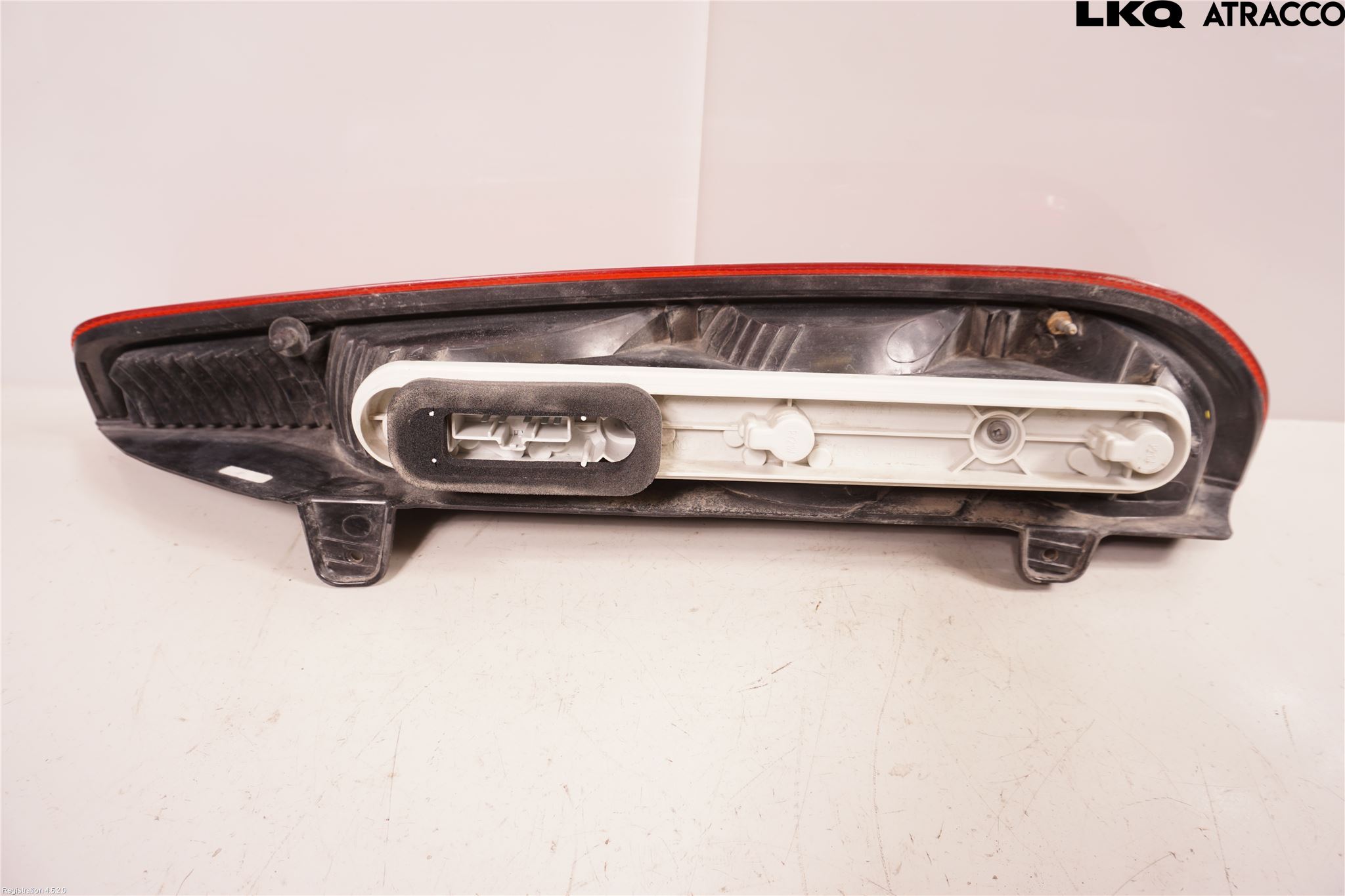 Ford FOCUS     04-07 Baklykt Venstre