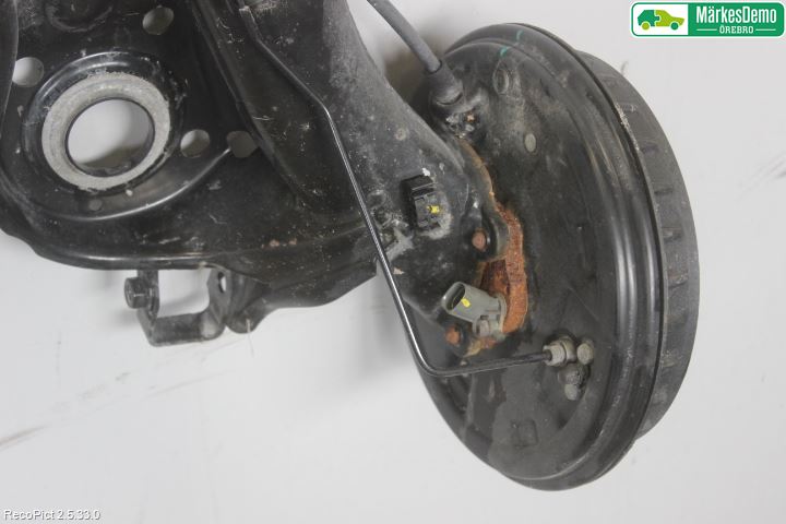 Volkswagen VW POLO VI 18->> Bakaksel Feste Travers-Ramme