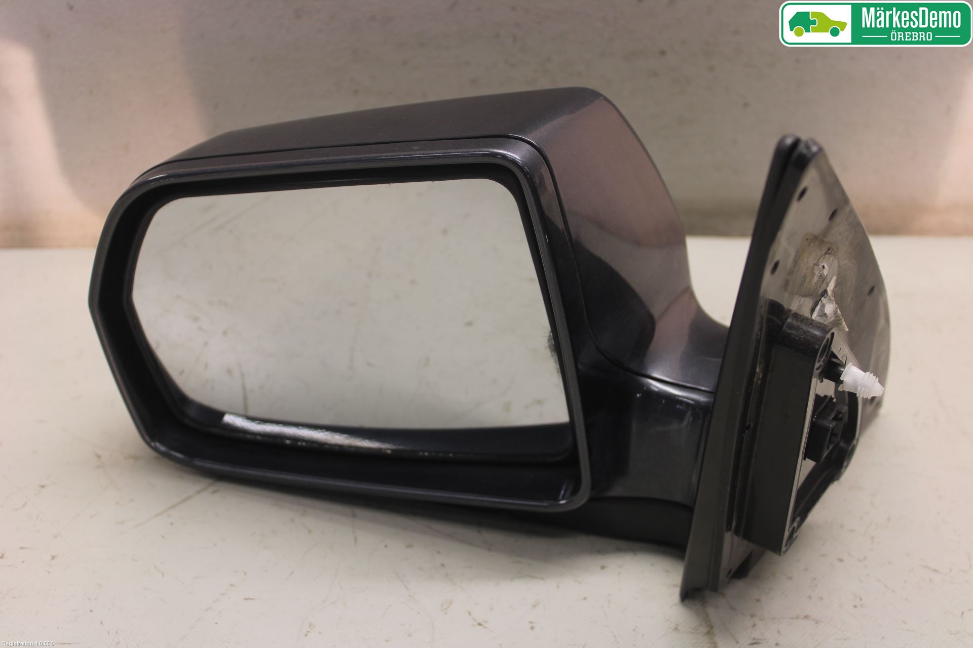 Kia SPORTAGE (JE) 05-10 Speil V M-El Justering