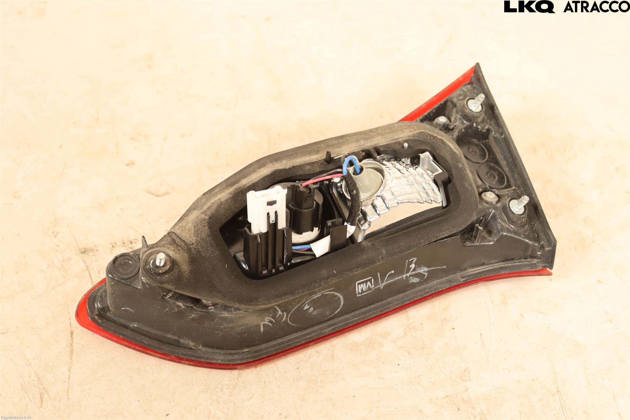 Toyota YARIS XP130 15-20 Baklykt Venstre  På Luke(Indre