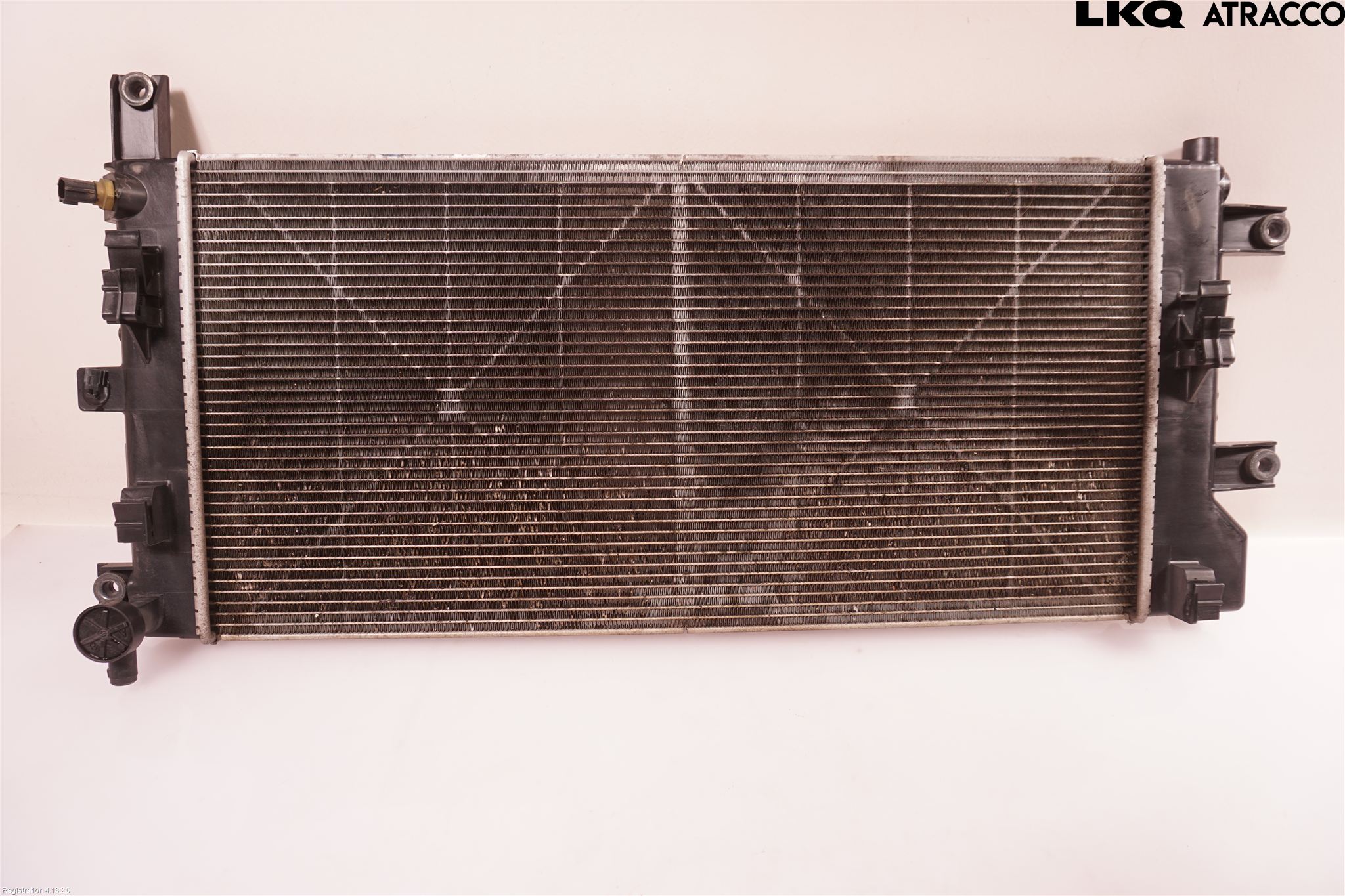 Nissan LEAF 11-17 Radiator Automat