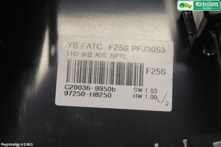Kia STONIC 18->> Varme Ac Betjening-Display
