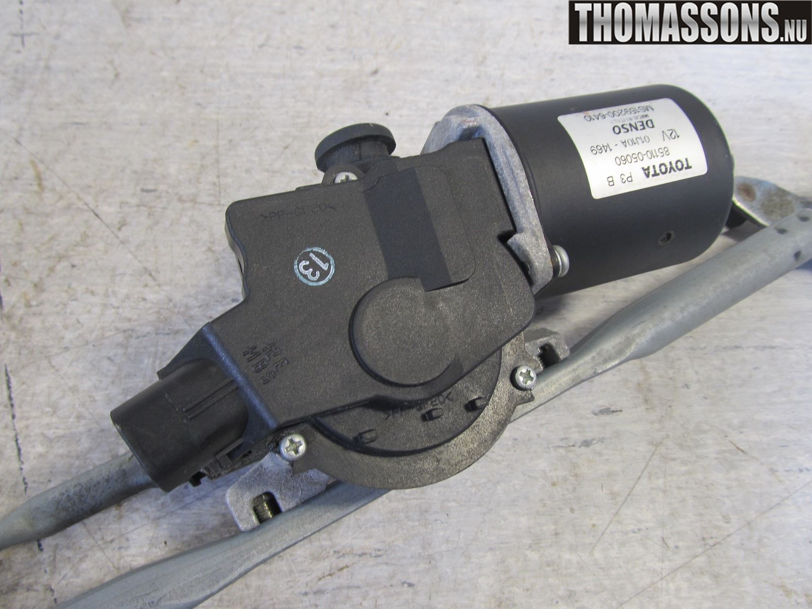 Toyota AVENSIS 07-08 Viskermotor Frontrute