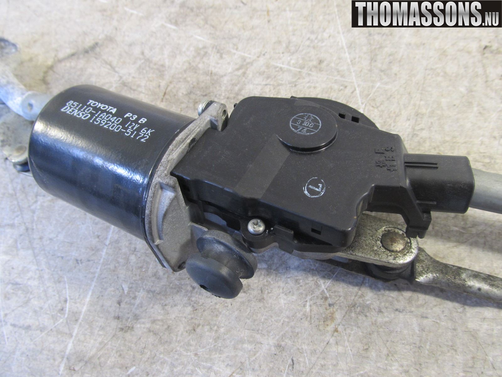 Toyota AVENSIS 07-08 Viskermotor Frontrute