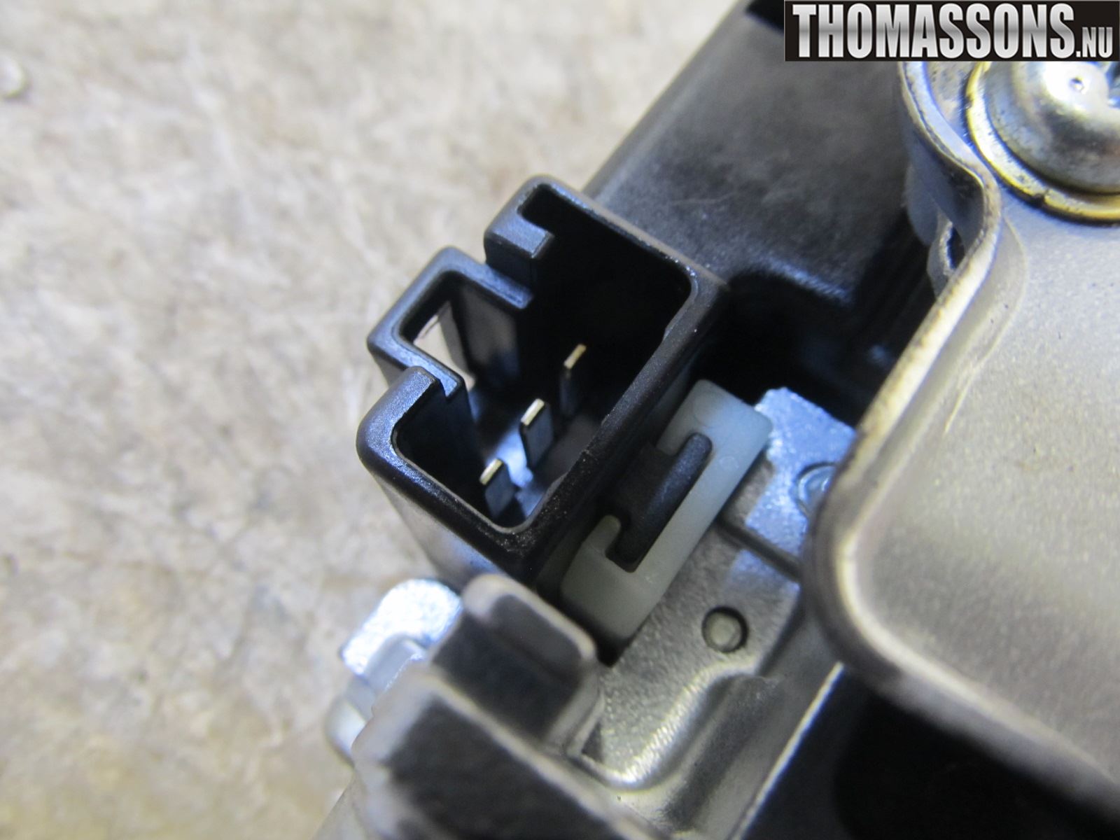Toyota AVENSIS 07-08 Viskermotor Bakluke