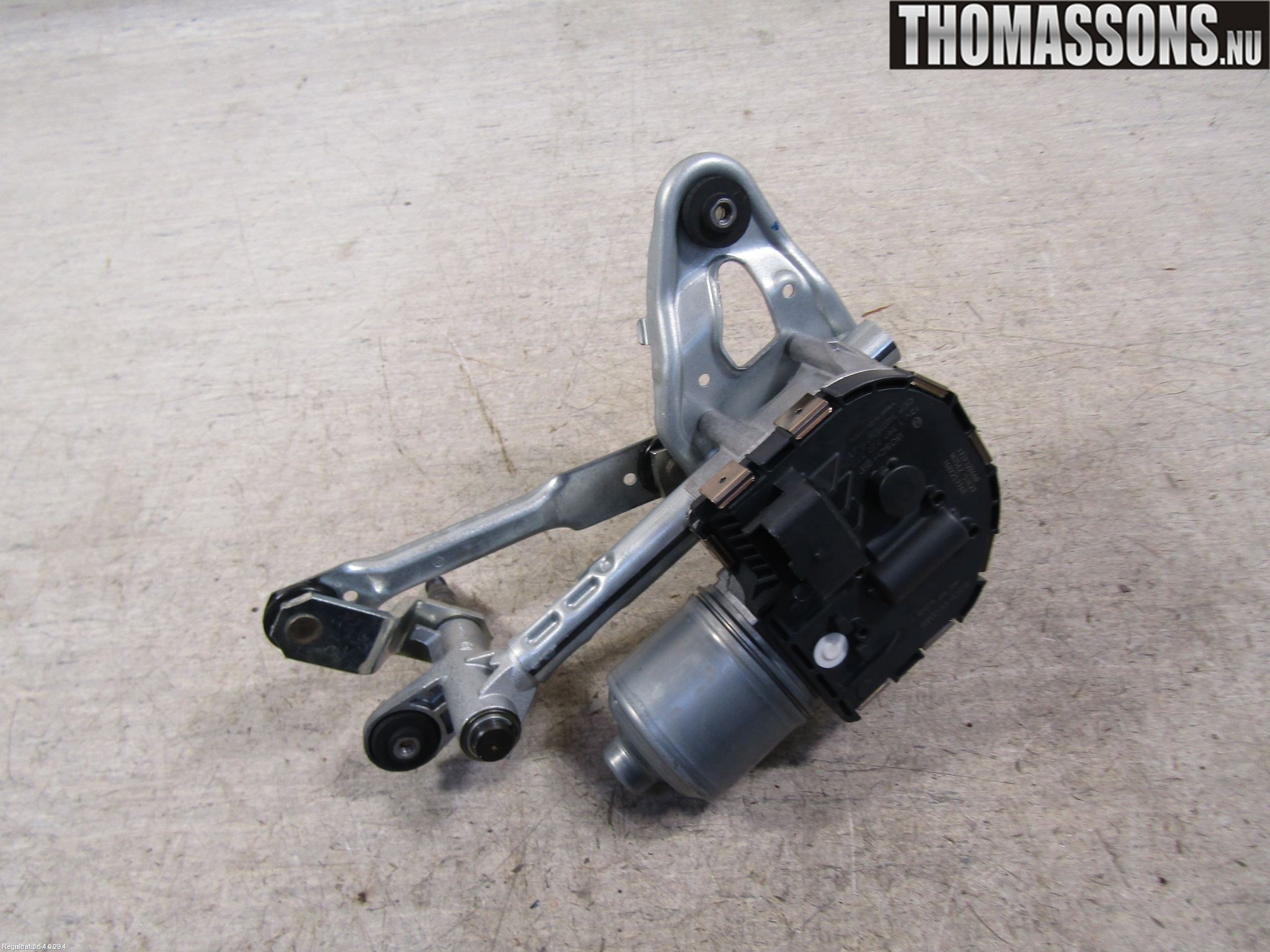 Peugeot 3008 09-16 Viskermotor Frontrute
