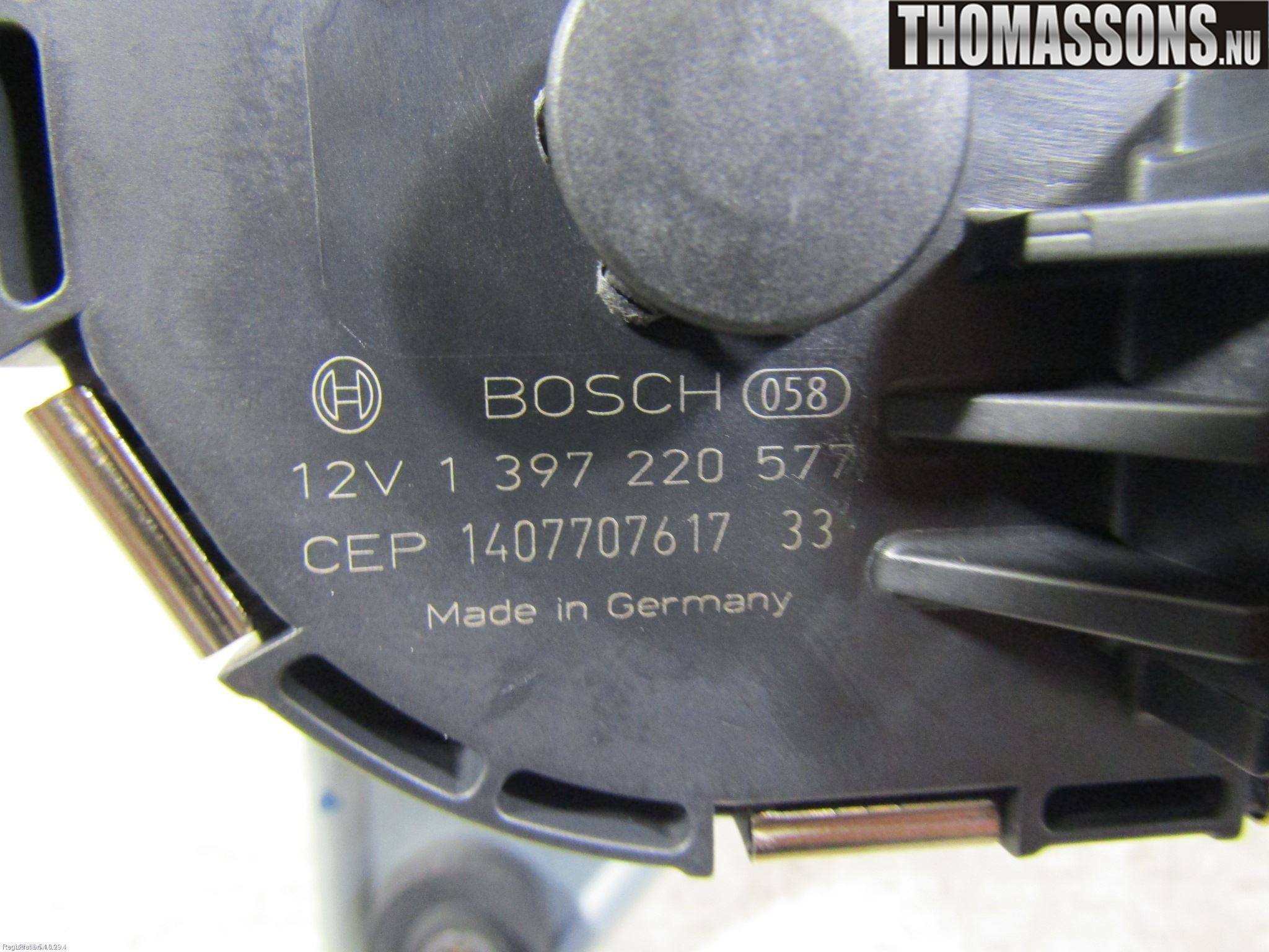 Peugeot 3008 09-16 Viskermotor Frontrute