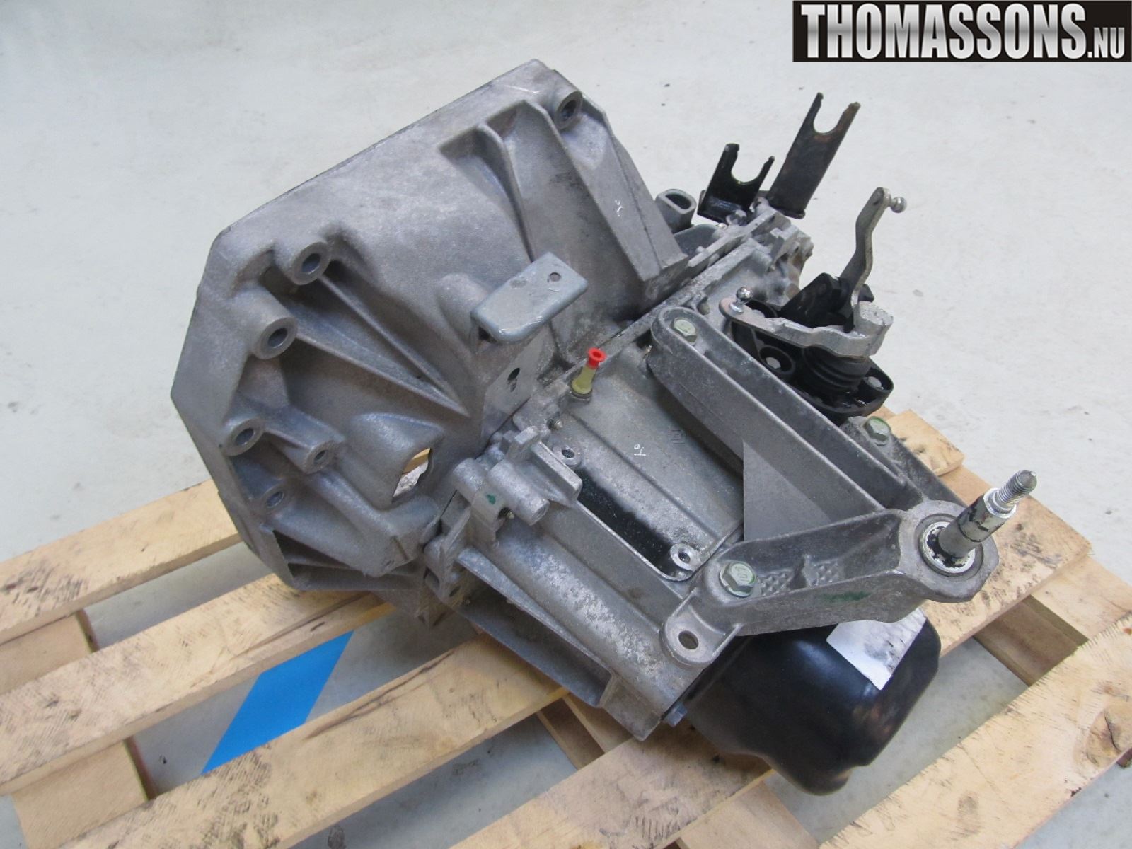 Nissan NOTE E11 06-14 Gearkasse 5 Trinn
