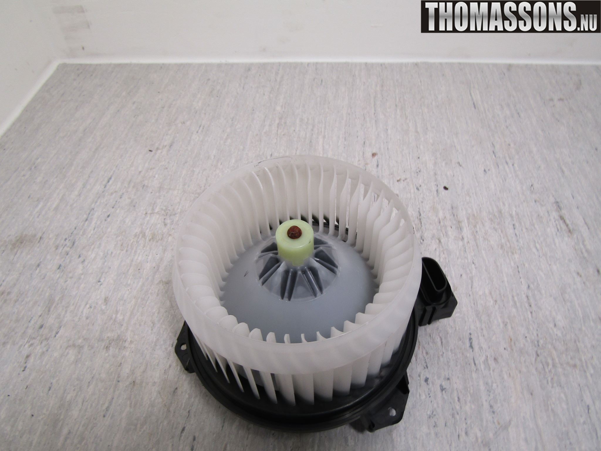 Toyota VERSO-S 11-16 Varmeapparat Viftemotor