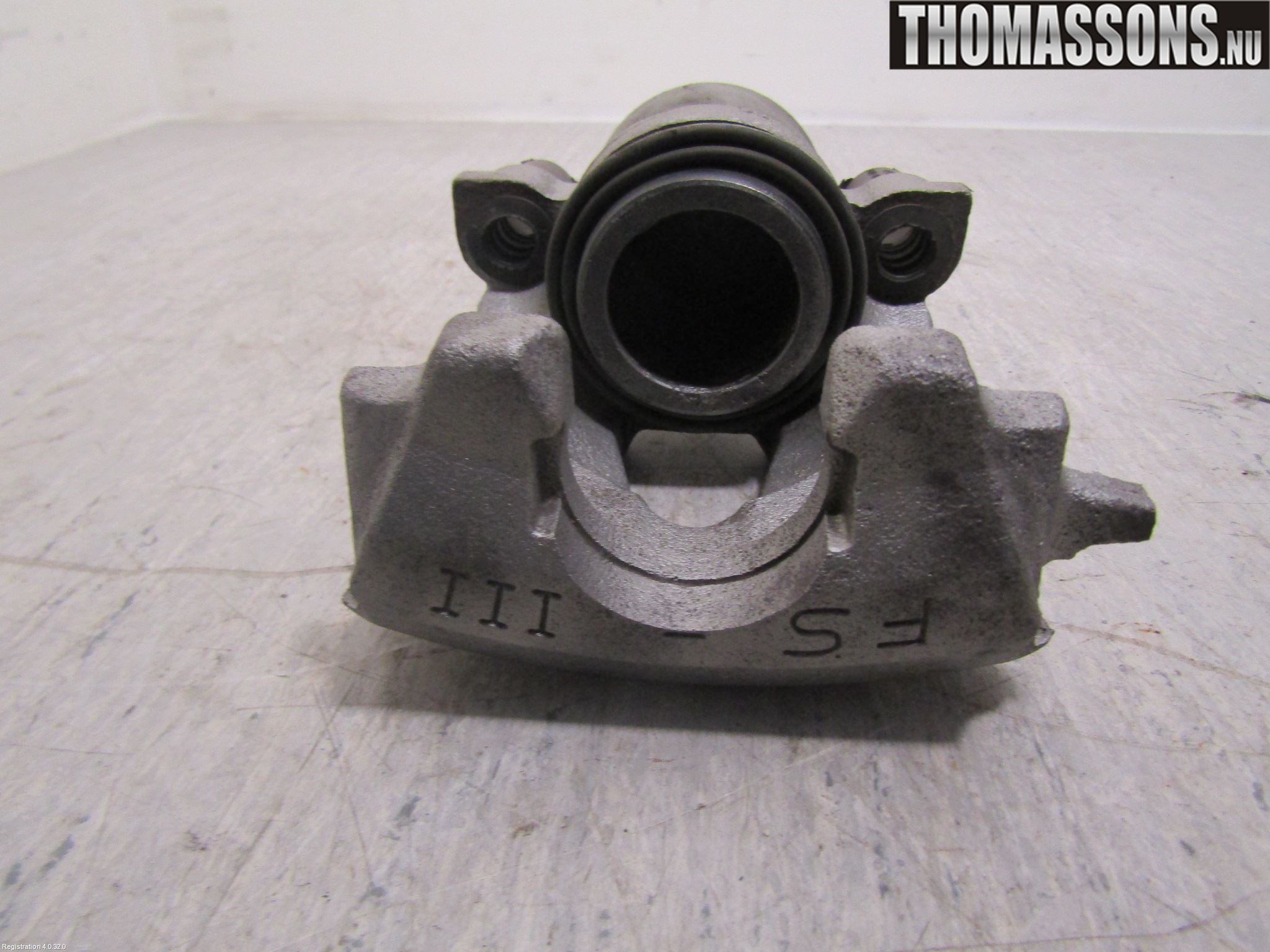 Volkswagen VW CADDY      04-10 Bremsecaliper Foran Venstre