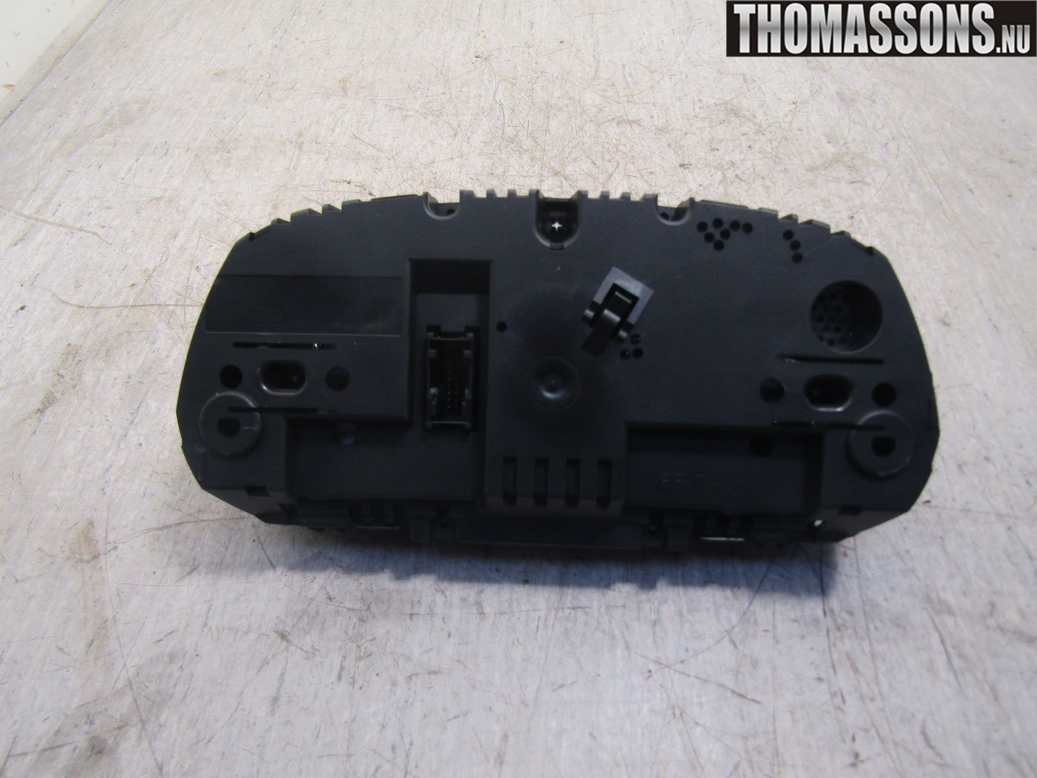 BMW 1 E87/81 5D/3D 03-11 Instr Kombinert