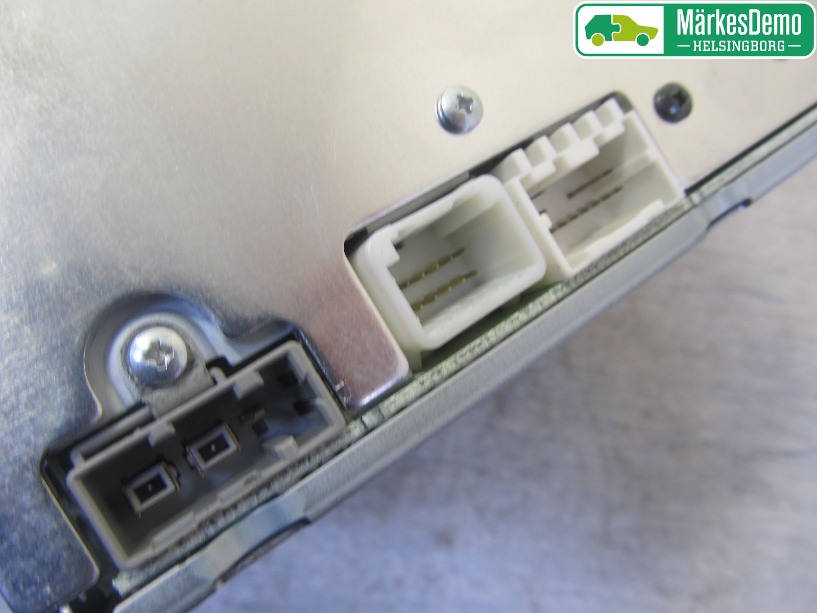Nissan NAVARA 05-16 Stereo Radio Med Cd