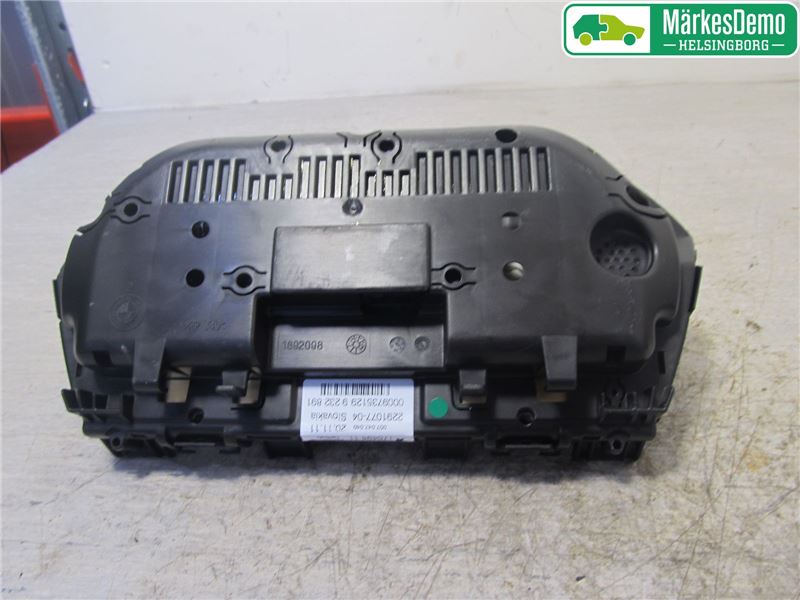 BMW 1 F20/F21 11-19 Instr Kombinert